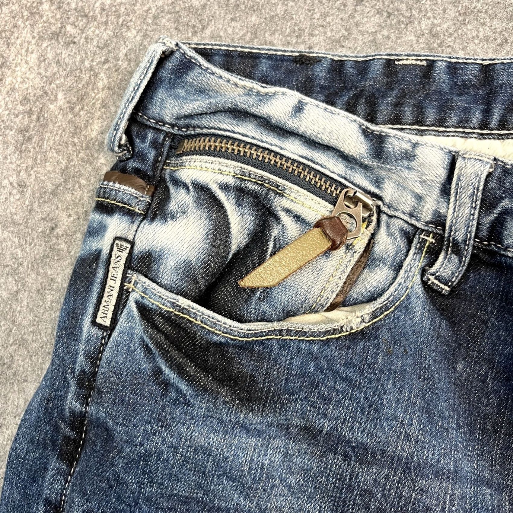 Vintage Armani Jeans Jeans Slim Low Crotch 30 34 Stretch Hair On Hide Whisker Antifit J16 Mens Blue Denim Slimming Pockets 5-Pocket 30 in Inside Leg 34 in Size US 30 / EU 46 - 7 Thumbnail