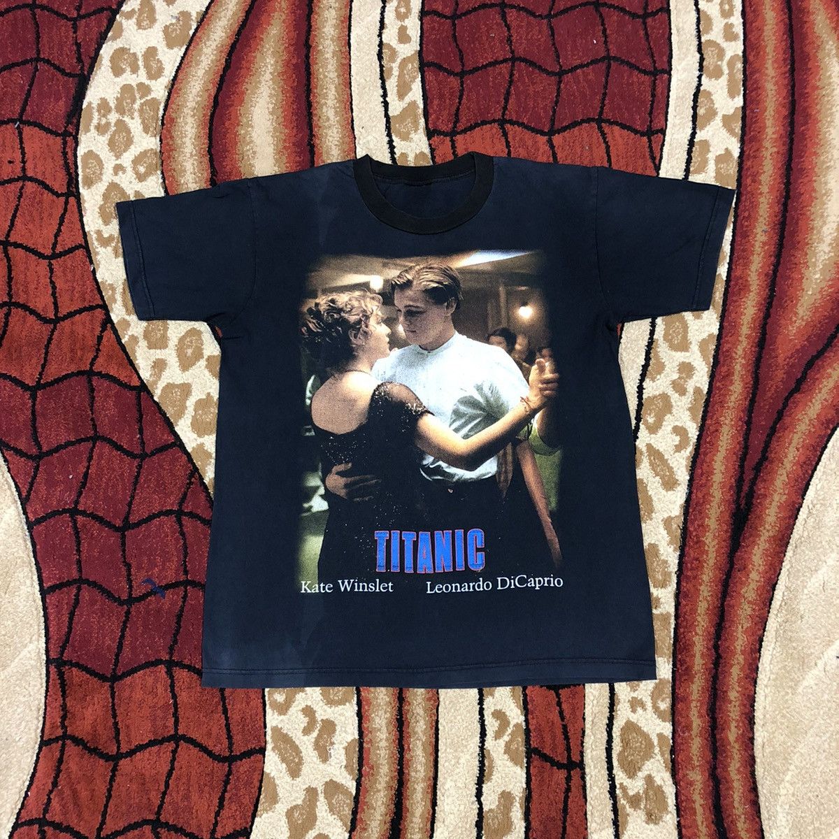 Vintage Vintage Titanic Movie Rare T Shirt Size US XL / EU 56 / 4 - 2 Thumbnail