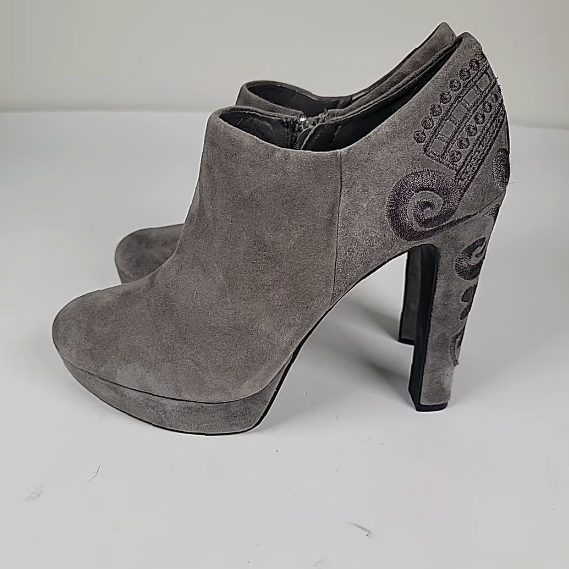 Vintage Gianni Bini Gray Suede Leather Zip Platform Ankle Boots Size 8 M Women’s Heel Stiletto Party/Cocktail Size US 8 / IT 38 - 4 Thumbnail