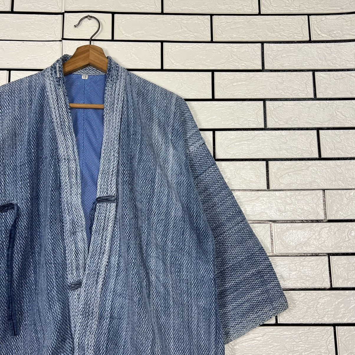 Vintage Japan Indigo Faded Blue Sashiko Thick Weave Kimono 4148-C189 Size US L / EU 52-54 / 3 - 5 Thumbnail