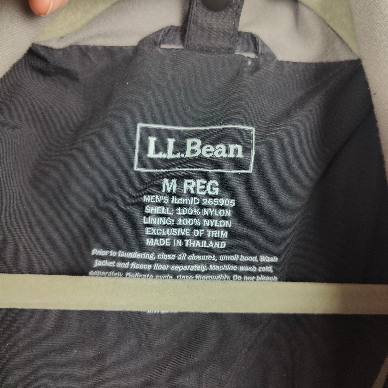 L.L. Bean LL Bean All Seasons Shell Jacket Mens Medium Navy Blue Size US M / EU 48-50 / 2 - 7 Thumbnail