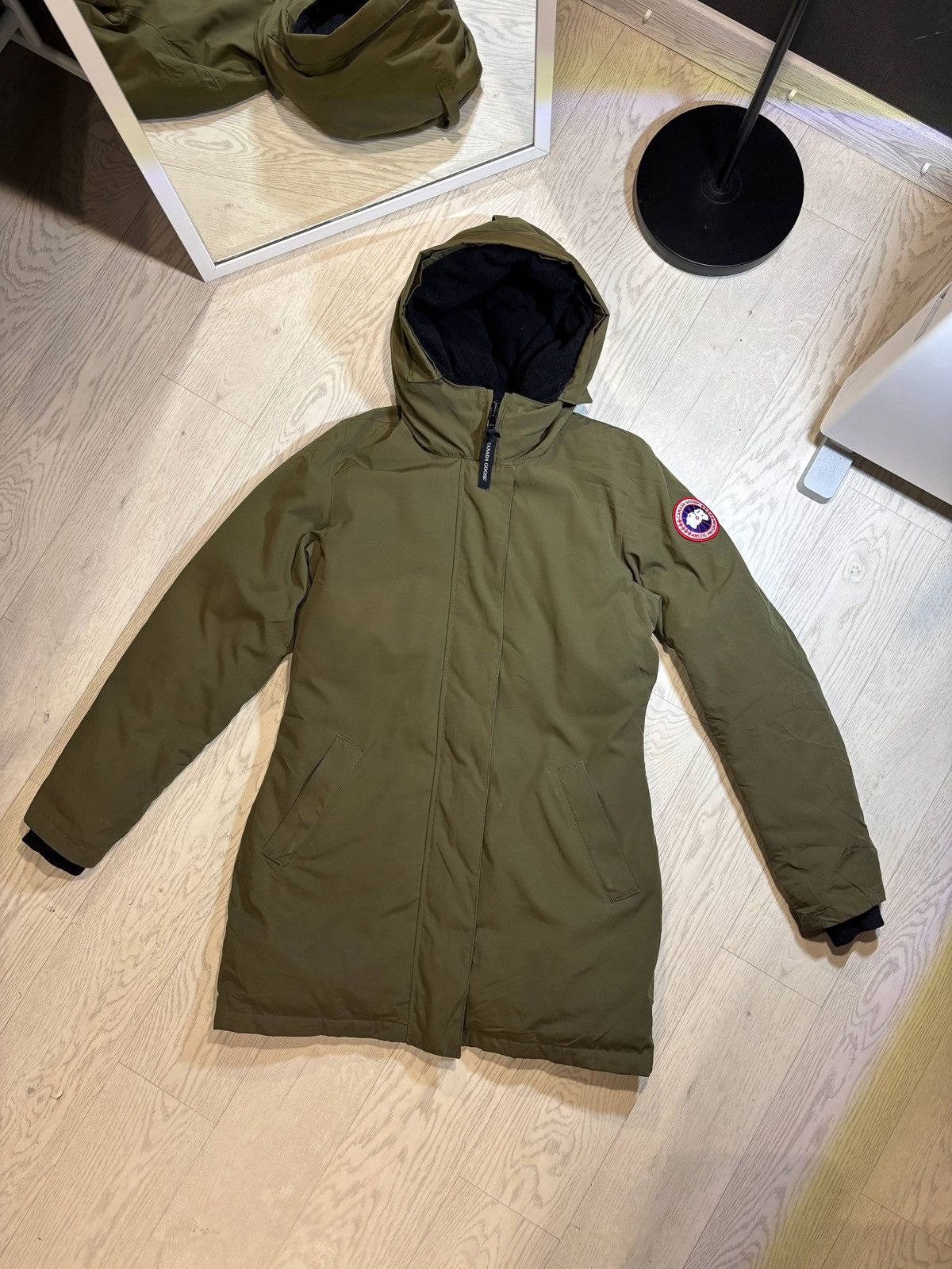 Canada Goose Women’s Canada Goose Victoria Parka Size:M Size M / US 6-8 / IT 42-44 - 1 Thumbnail