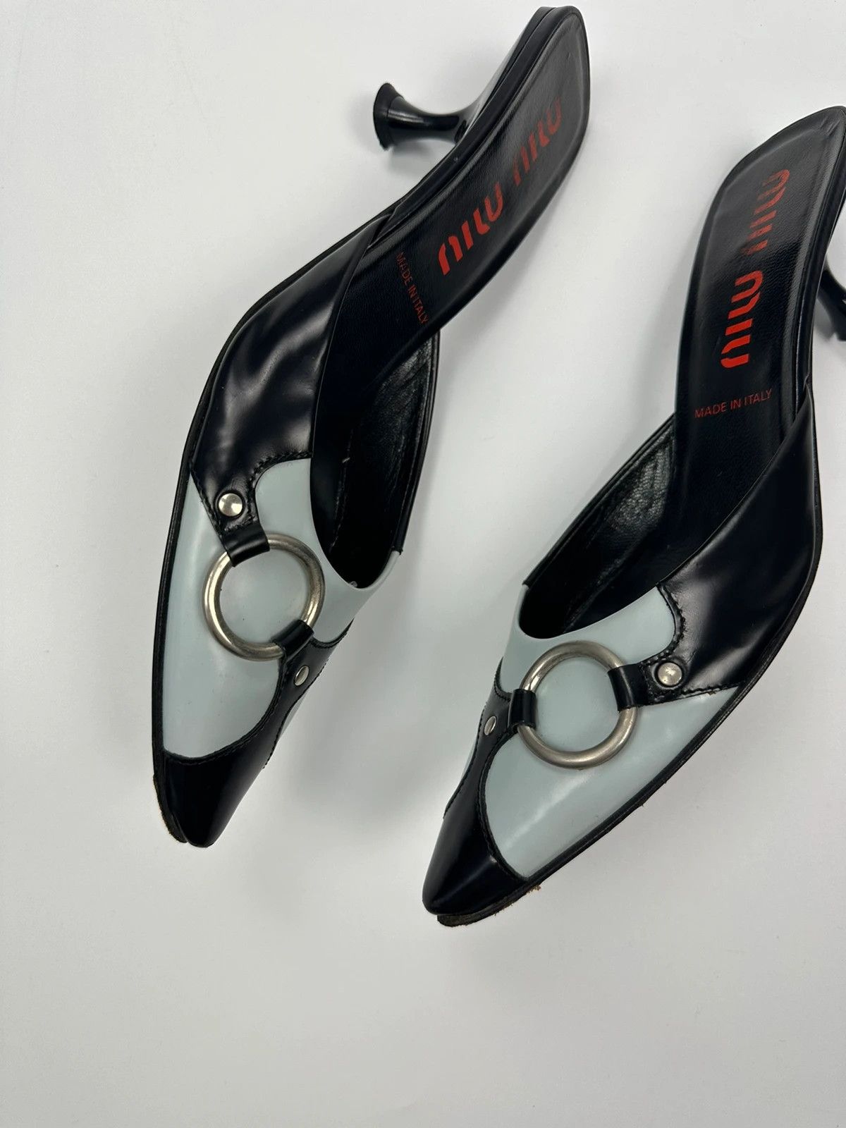 Miu Miu Miu Miu 90’s Kitten Heels Pumps Black & Blue Patent Leather Size US 7.5 / IT 37.5 - 5 Thumbnail