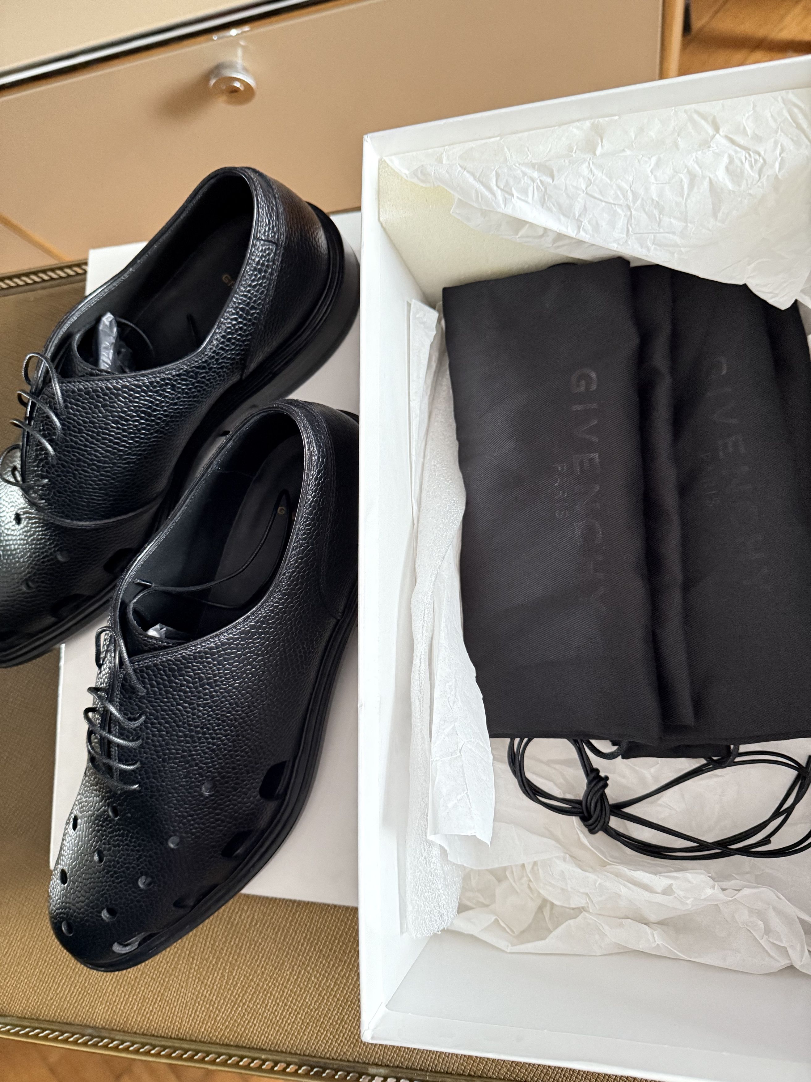 Givenchy GIVENCHY LEATHER SHOES - NEW IN SIZE 41 Size US 8 / EU 41 - 12 Thumbnail