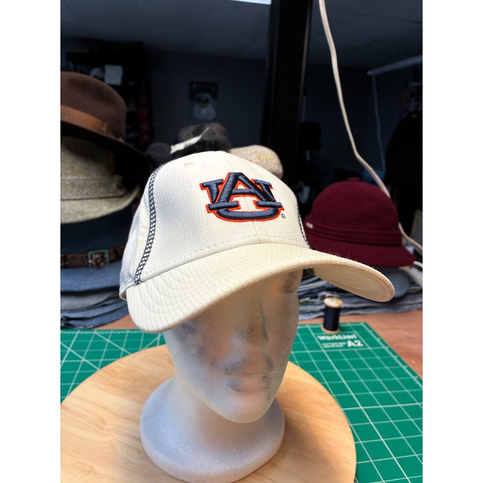 Under Armour Auburn University Tigers Under Armour Fitted Baseball Cap Size ONE SIZE - 9 Thumbnail