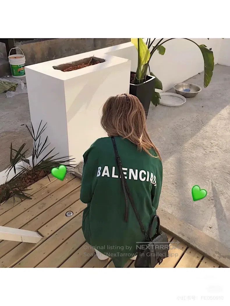Balenciaga Balenciaga Green logo letter round neck sweater long sleev Size US S / EU 44-46 / 1 - 8 Thumbnail