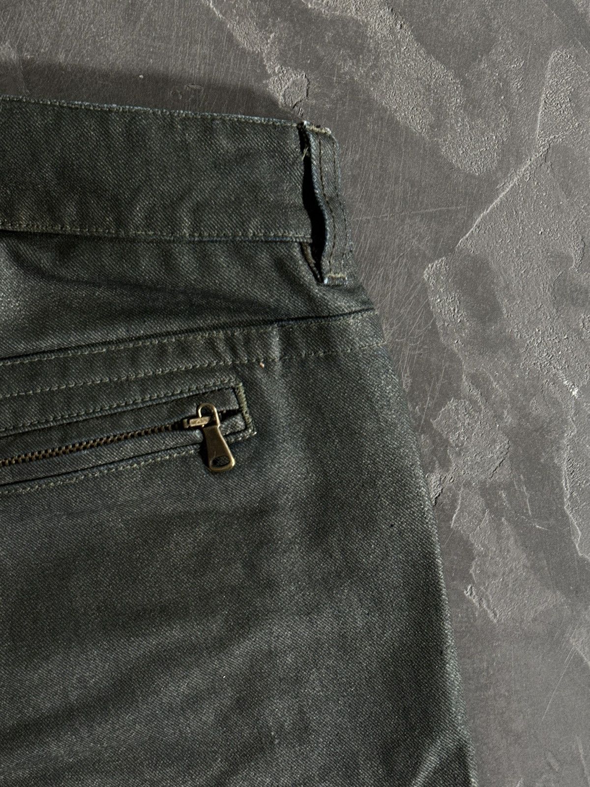 Jean Paul Gaultier Jean Paul Gaultier Waxed Shorts grey greenish Size US 28 / EU 44 - 9 Thumbnail