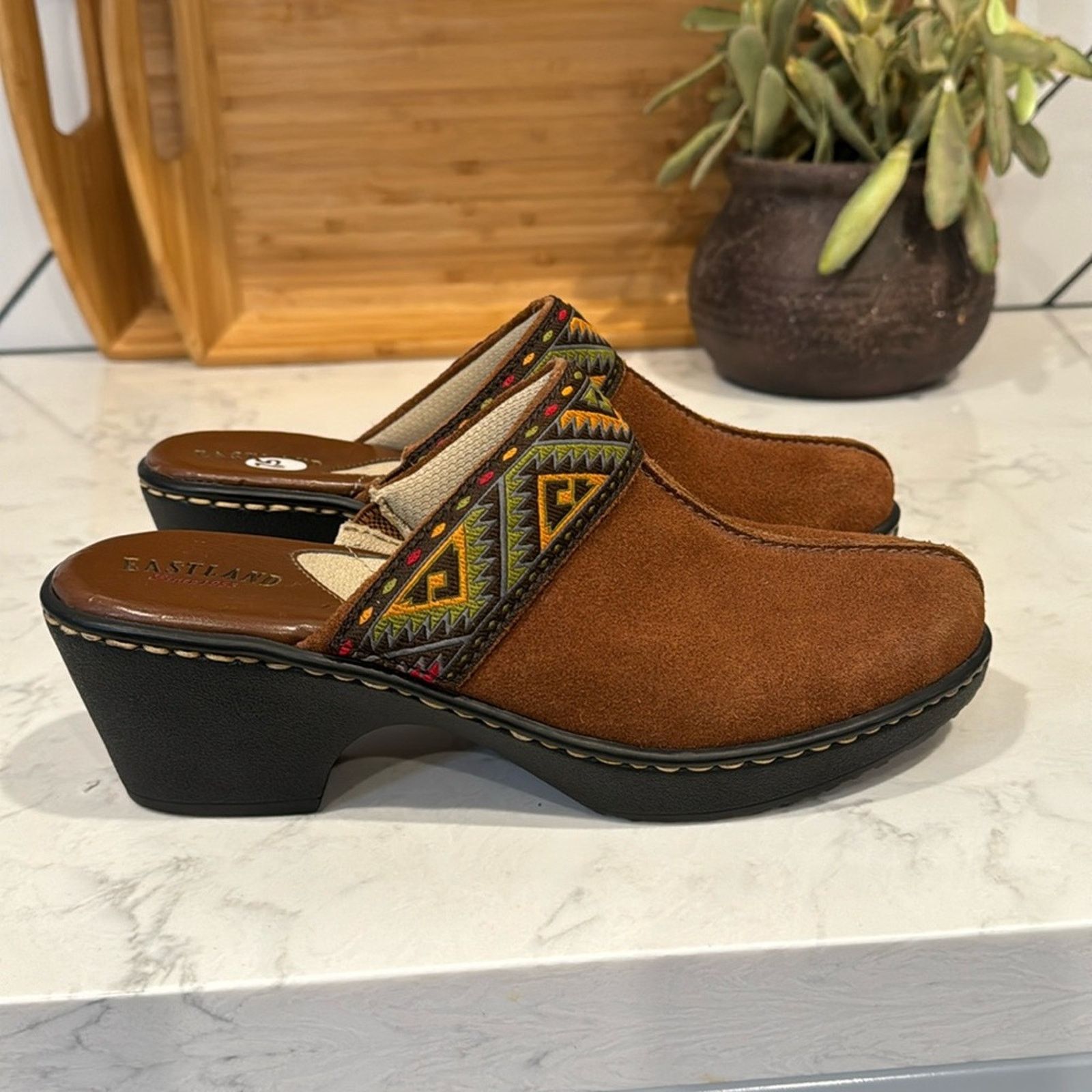 Eastland Eastland Vintage suede Clogs 90s southwestern mule size 7.5 Size US 7.5 / IT 37.5 - 1 Thumbnail