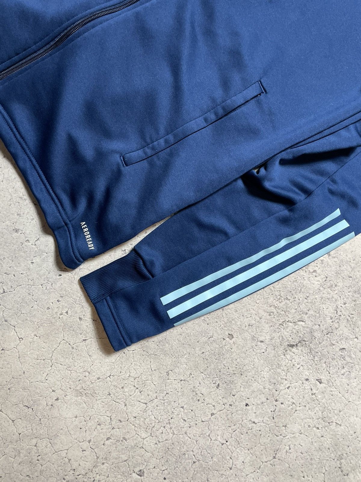 Adidas Football Track Suit Adidas FC Ajax Jacket And Pants Y2K Size US L / EU 52-54 / 3 - 5 Thumbnail