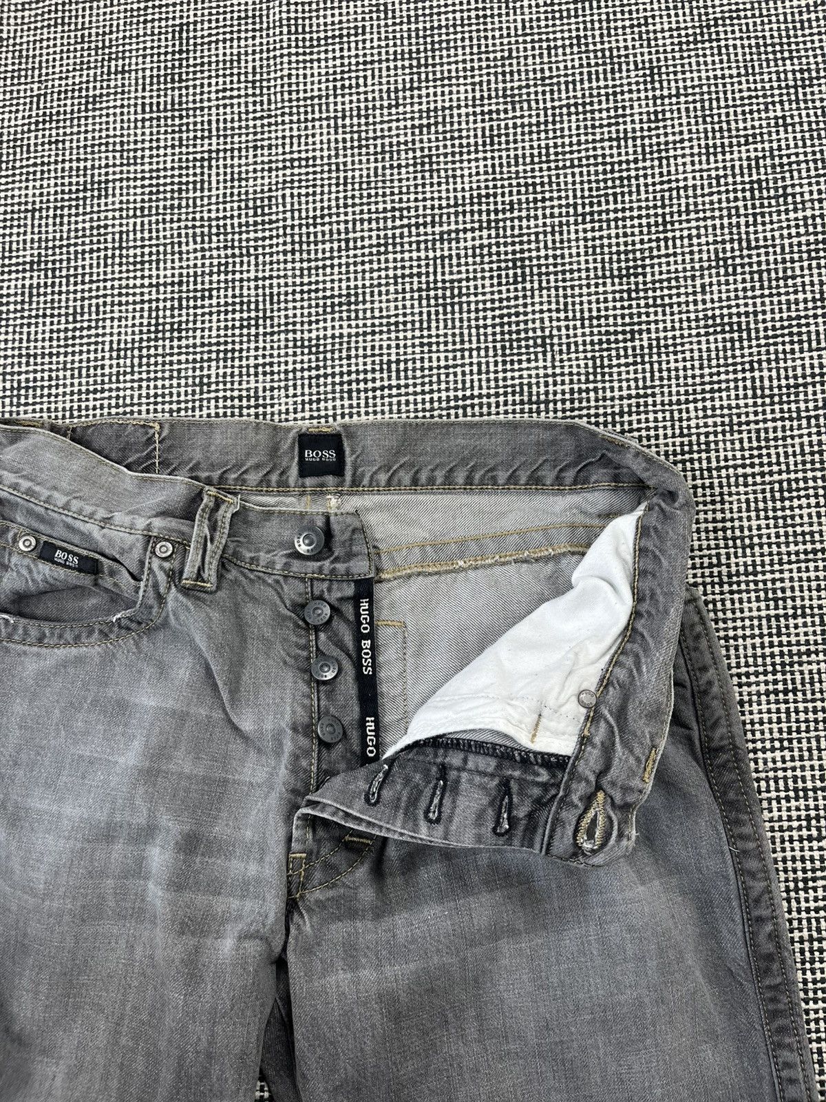 Designer × Hugo Boss × Vintage Gray stone washed Hugo Boss vintage straight cut jeans Size US 31 - 4 Thumbnail