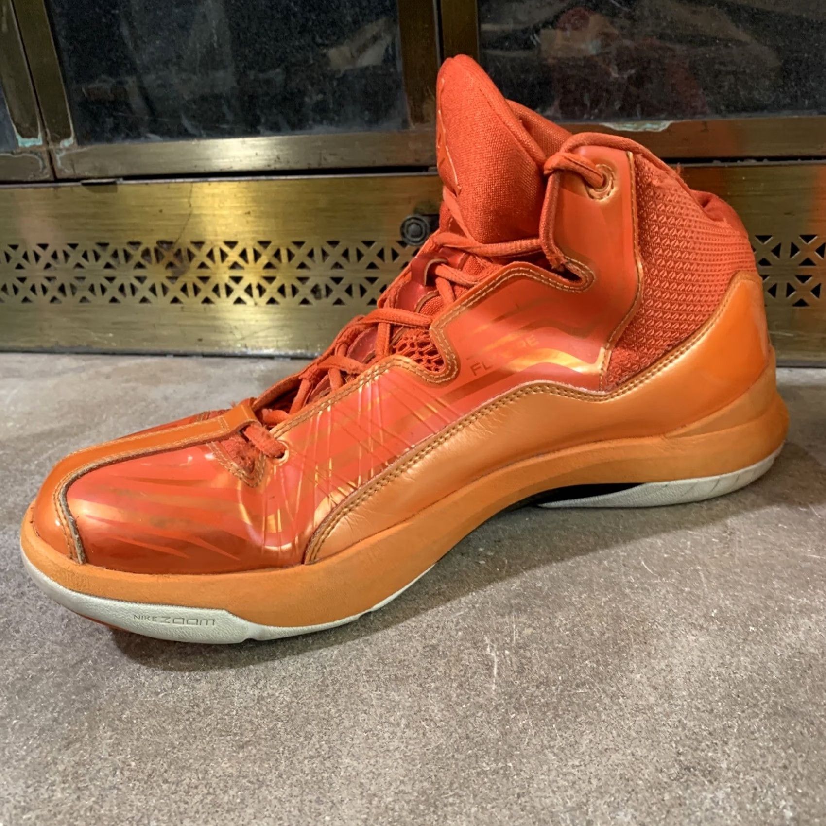 Nike Nike Jordan Aero Mania Team Orange White Total Orange 552313-805 Men's Size 9 Athletic Basketball Shoes Size US 9 / EU 42 - 7 Thumbnail