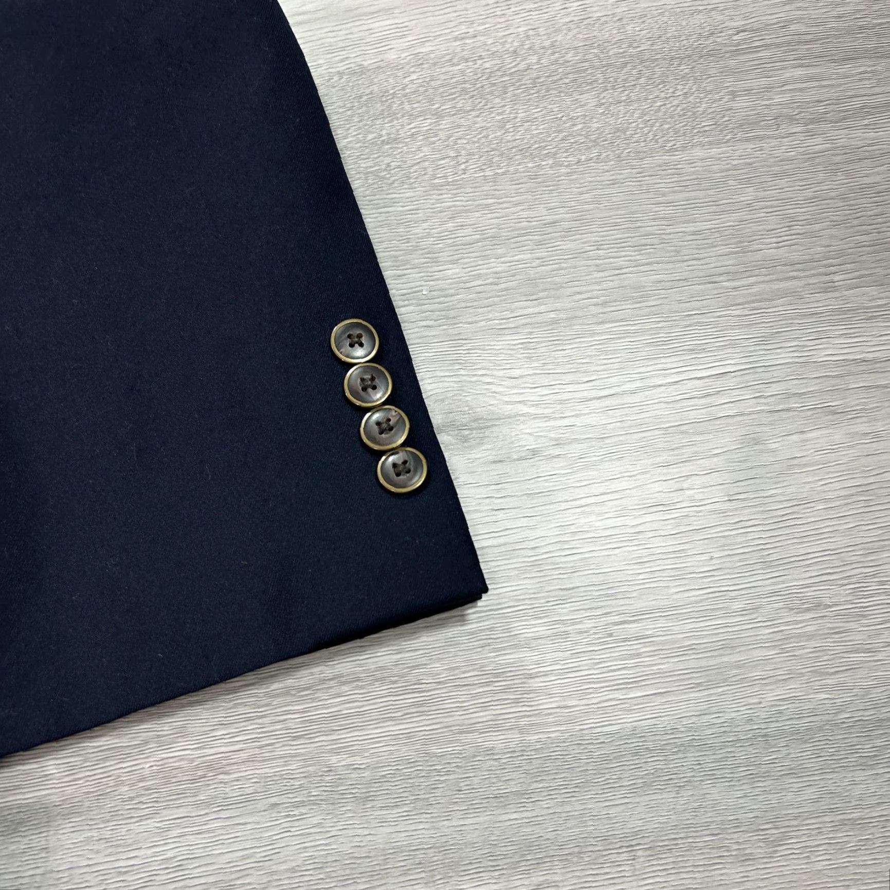 Joseph Joseph & Feiss Gold Navy Wool Executive Fit Sport Coat Blazer Mens 46R Solid Notch Lapel Two-Button Jacket Coat Size 46R - 5 Thumbnail