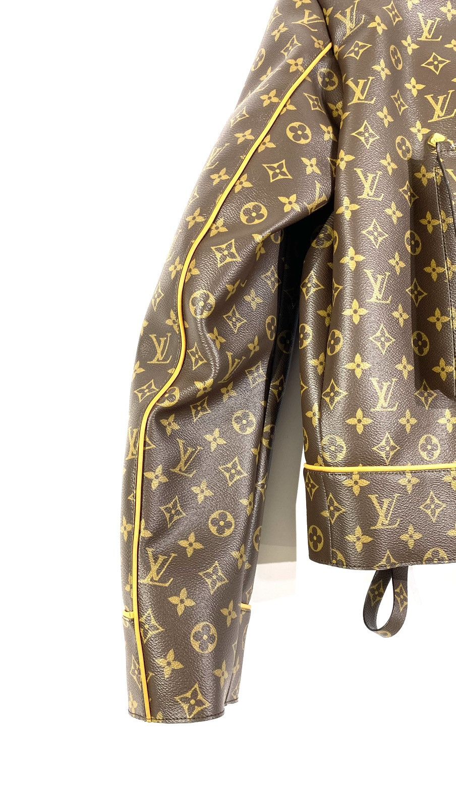 Louis Vuitton Louis Vuitton Monogram Admiral 46 Leather Jacket Virgil Size US S / EU 44-46 / 1 - 11 Thumbnail