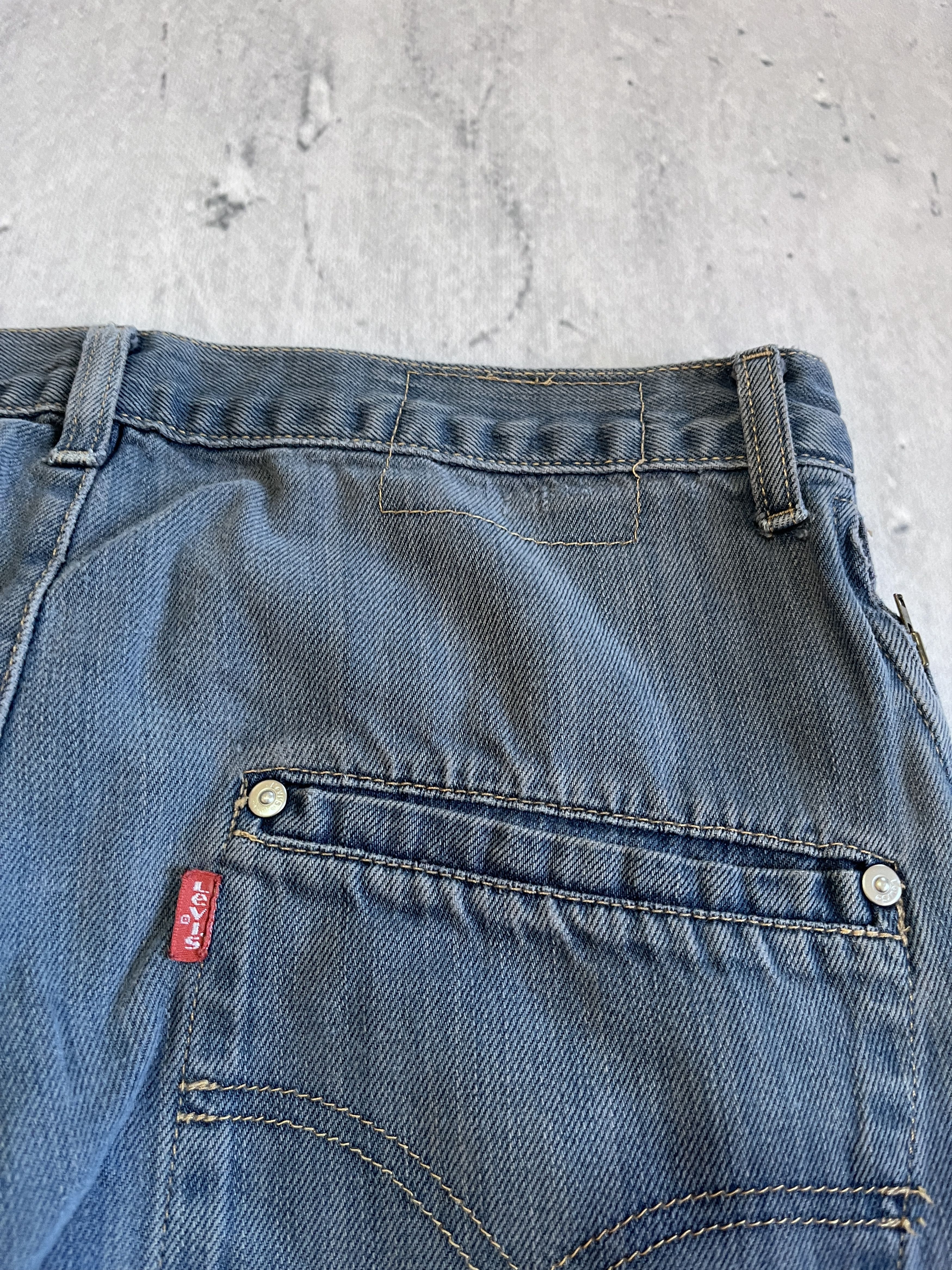 Levi's LEVI'S ENGINEERED JEANS 2002 TWISTED LEG VINTAGE Y2K DENIM Size US 32 / EU 48 - 16 Thumbnail