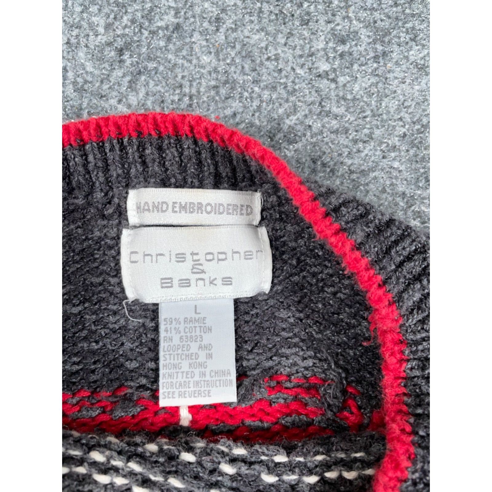 Vintage VINTAGE Christopher & Banks Sweater Women's Large Gray Red Plaid Hand Embroidered 90s Casual Knit Pullover Size L / US 10 / IT 46 - 3 Thumbnail