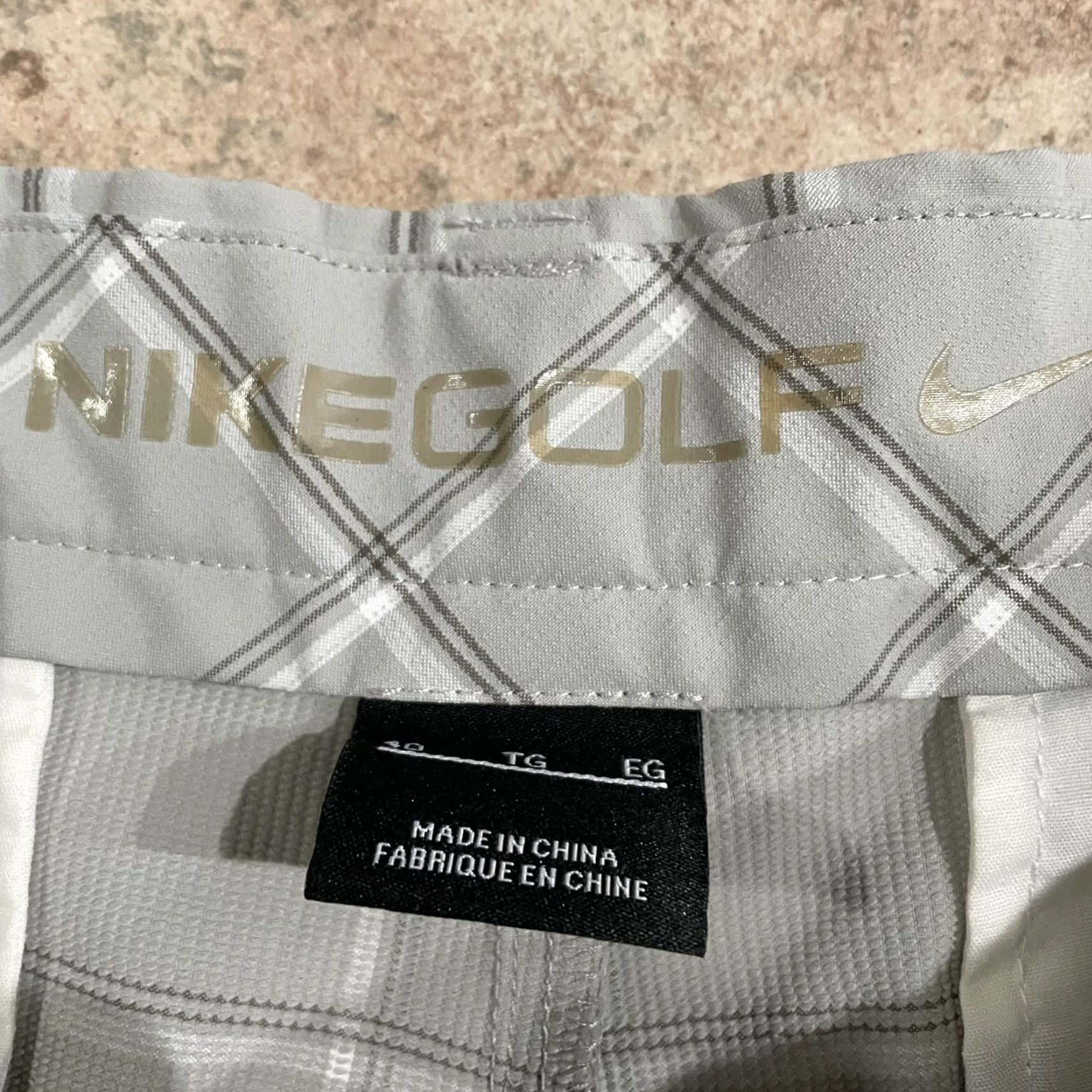 Nike NikeGolf gray plaid shorts Mens Size 40 Size US 40 / EU 56 - 4 Thumbnail
