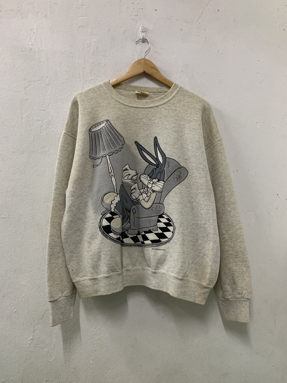Vintage Vintage 1995 Looney Tunes Bugs Bunny Sweatshirt Size US L / EU 52-54 / 3 - 1 Thumbnail
