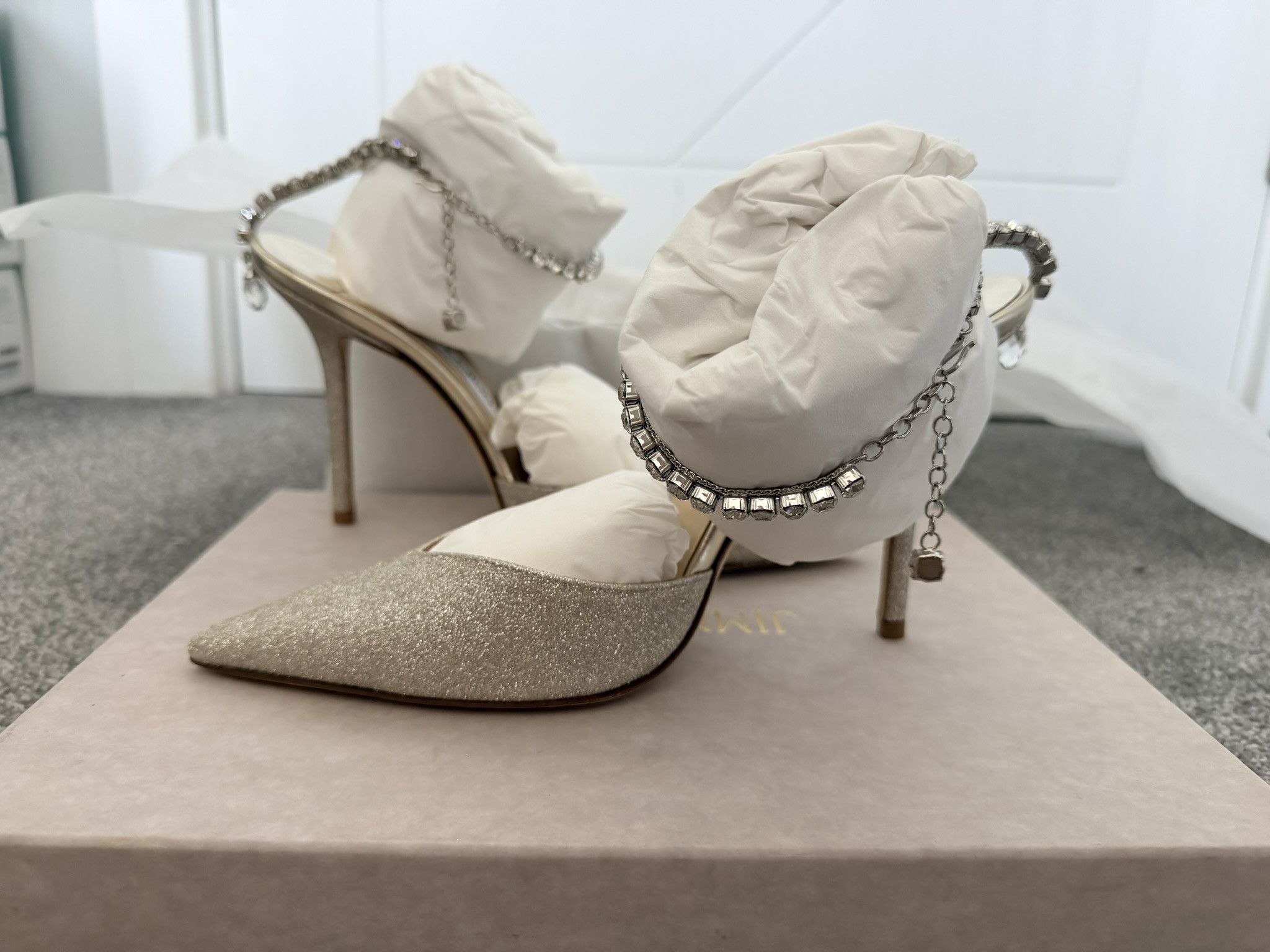 Jimmy Choo Jimmy Choo Saeda 39 Platinum Ice Crystal Size US 9 / IT 39 - 1 Thumbnail