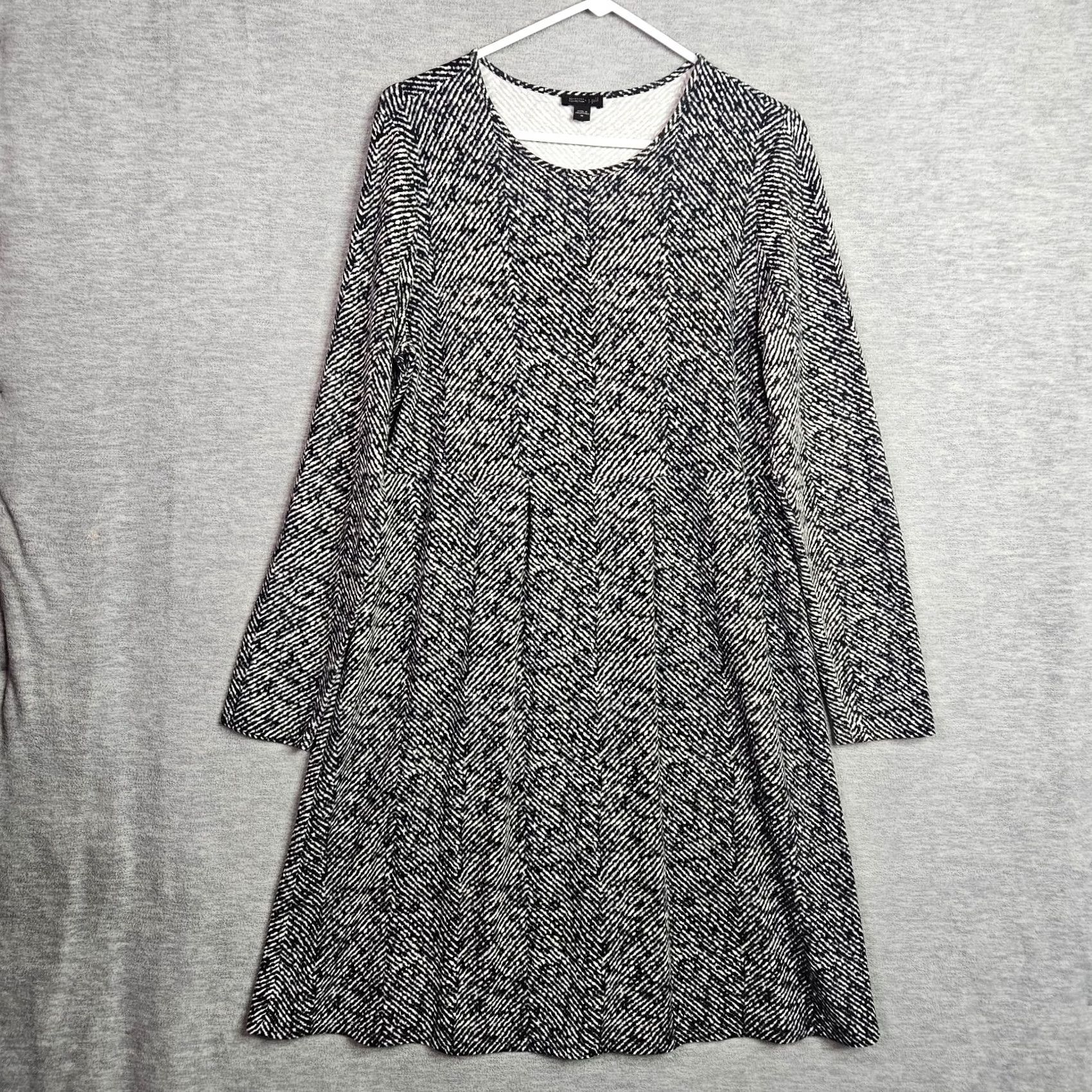 J. Jill J.jill Black White Chevron Knit Dress Long Sleeve Fit Flare Women's Sz M Adult Regular Multicolor Pattern Chevron 90s Theme Colorful Dress Size M / US 6-8 / IT 42-44 - 2 Thumbnail