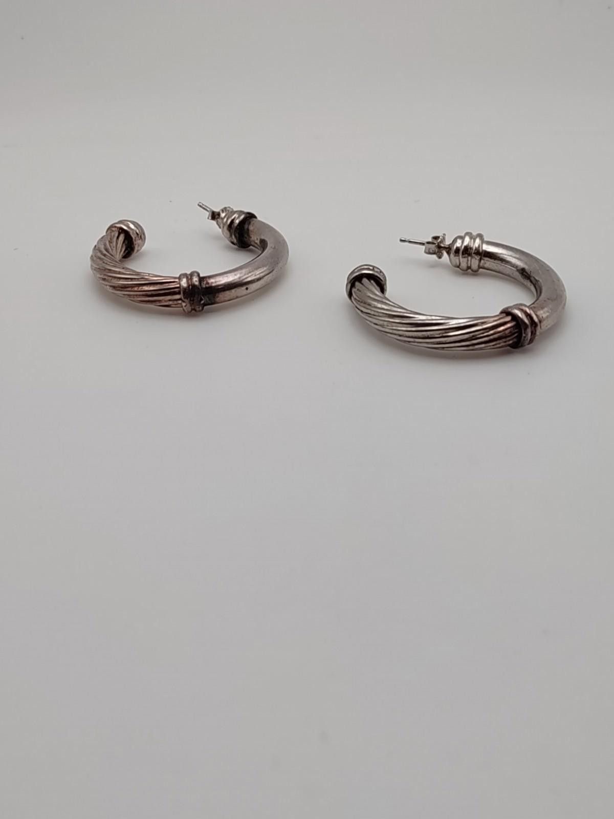The Unbranded Brand Heavy Italian Sterling Silver Ribbed Hoop Earrings Size ONE SIZE - 3 Thumbnail