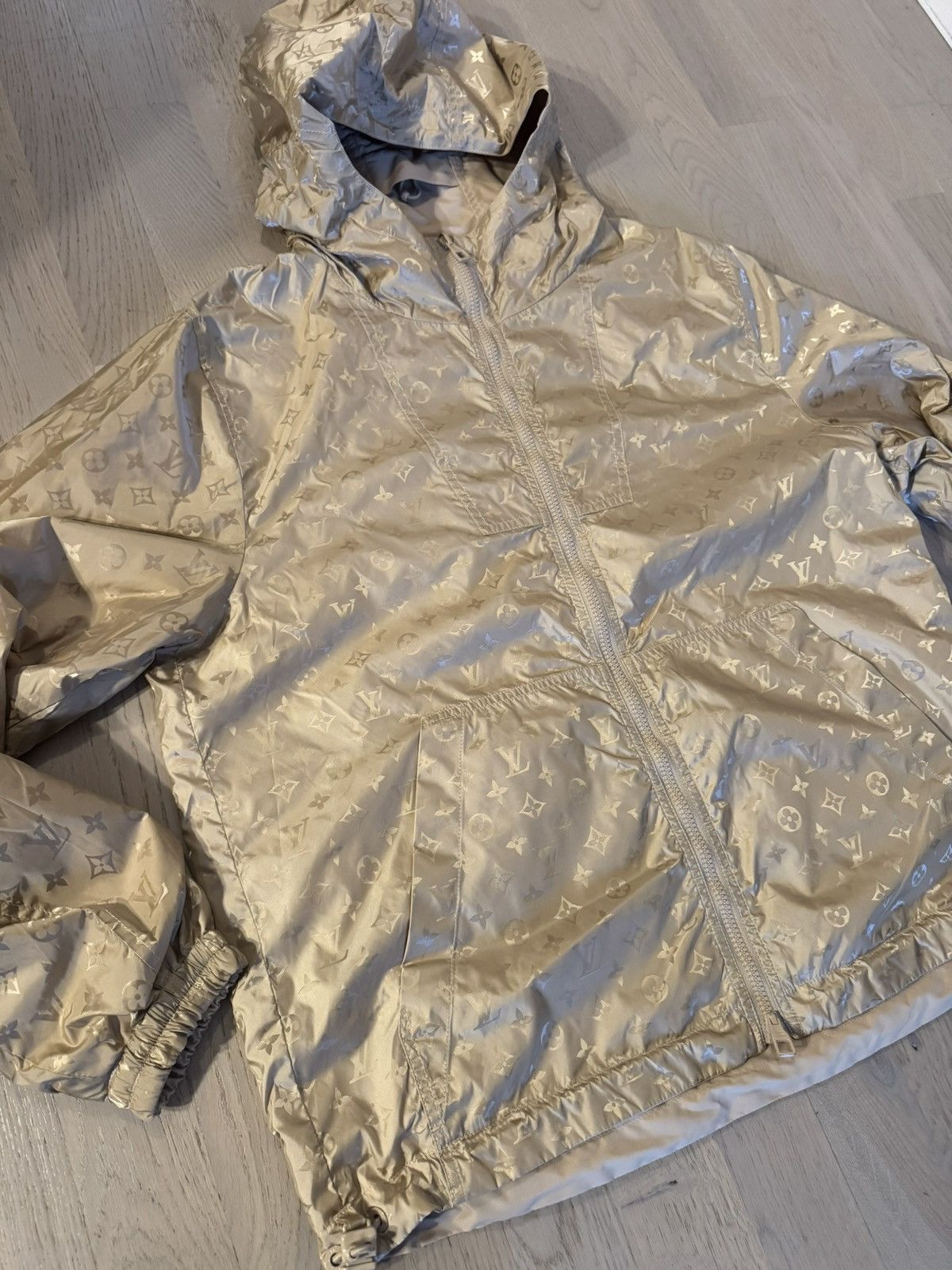 Louis Vuitton LOUIS VUITTON reversible jacket sizes in photos by tape Size US M / EU 48-50 / 2 - 2 Thumbnail