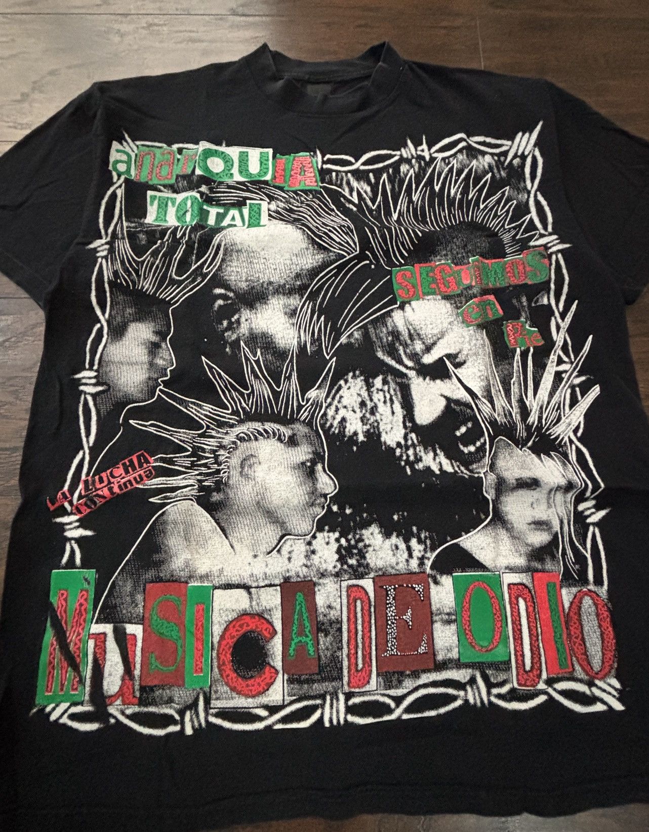 Band Tees VINTAGE MUSICA DE ODIO AOP MEXICAN ROCK BAND SHIRT Size US XL / EU 56 / 4 - 3 Thumbnail