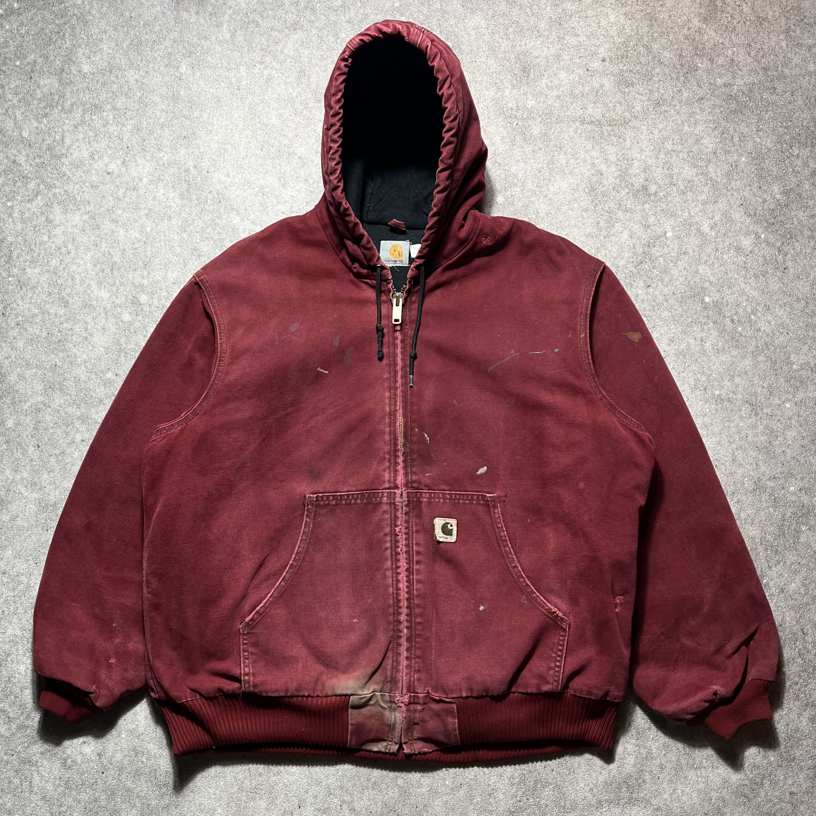 希少カラー！カーハート アクティブジャケット　J130CRI CRIMSON 希少カラー！カーハート アクティブジャケット J130CRI CRIMSON