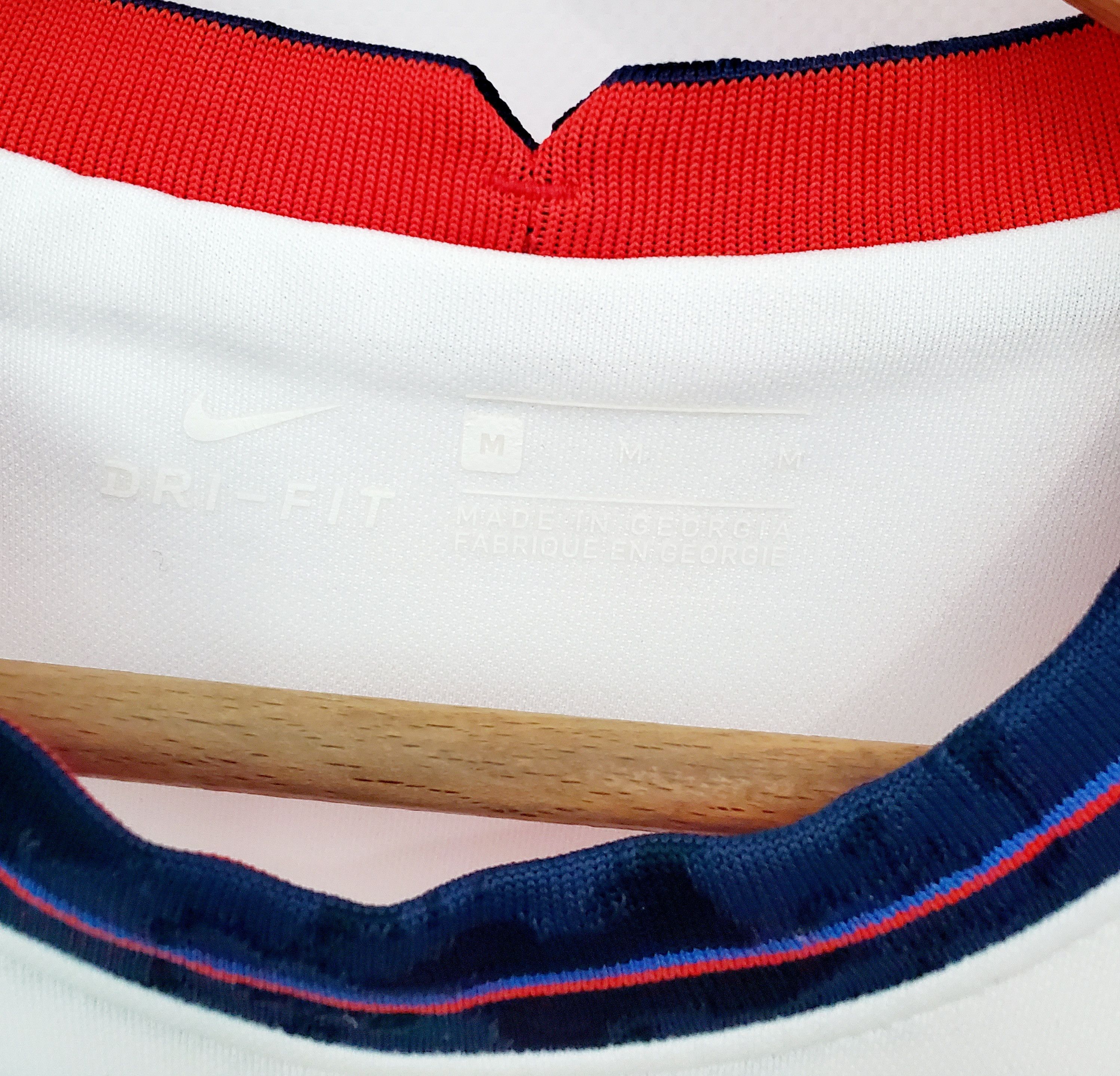 Nike 2020-21 England Nike Home soccer jersey Mount #19 size M Size US M / EU 48-50 / 2 - 4 Thumbnail