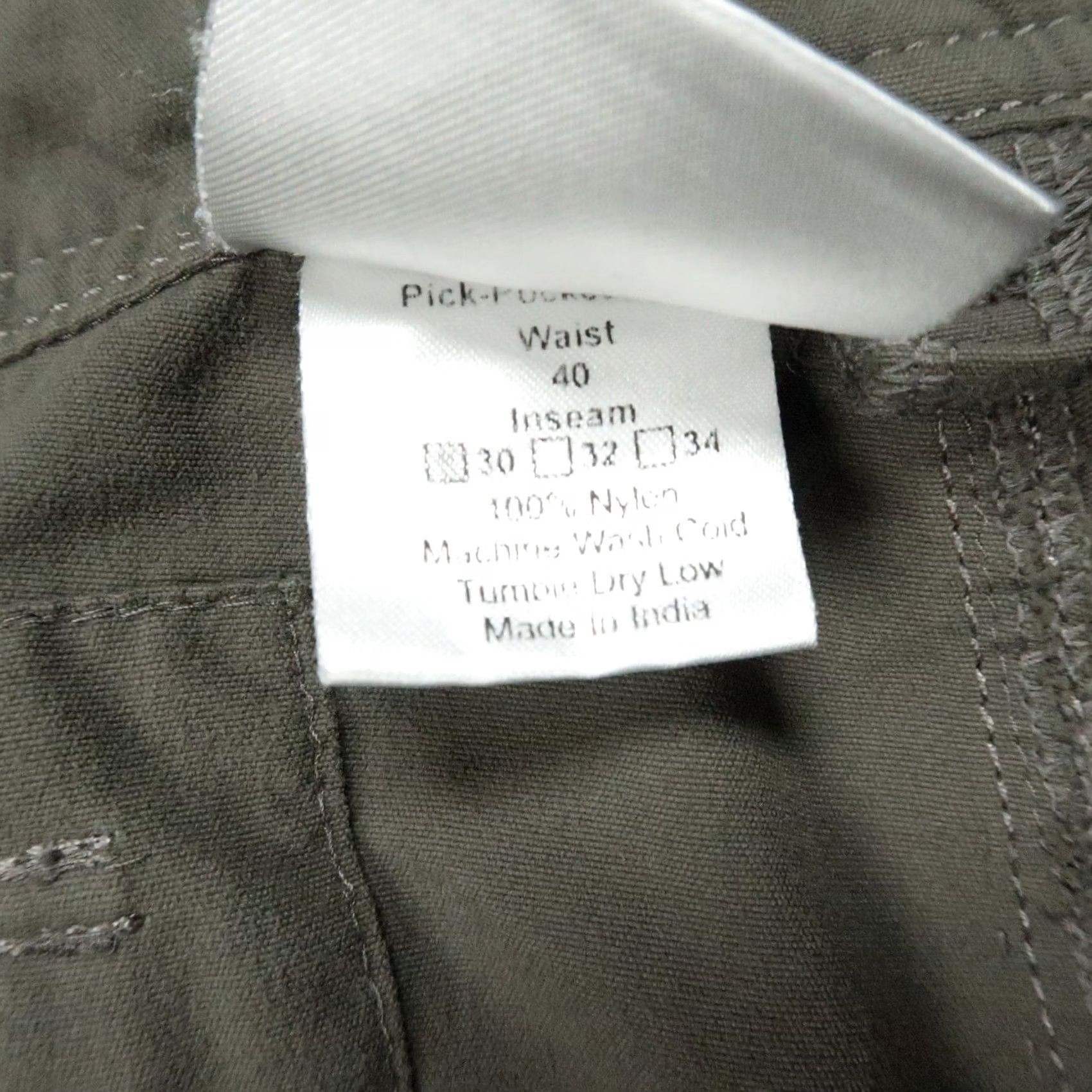 Vintage Clothing Arts Pants Mens 40x30 Green Nylon Cargo Pickpocket Proof Travel Hiking Straight Front Zip Pocketed Chino Casual Workwear 40 Regular Mens Size US 40 / EU 56 - 4 Thumbnail