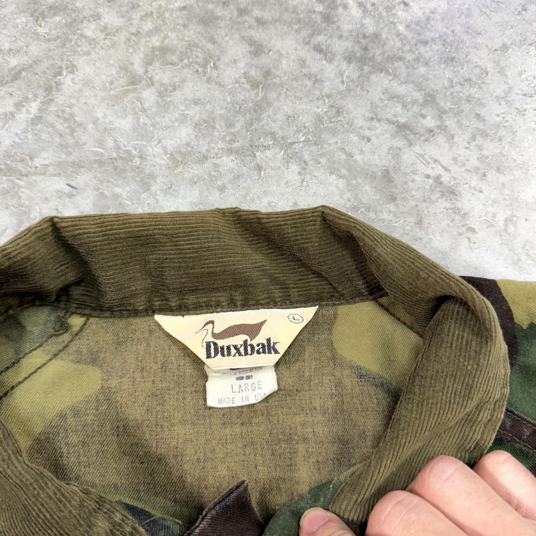 Vintage Vintage Duxbak Jacket Mens Large Camo Hunting Camouflage Corduroy Collar USA 90s Size US L / EU 52-54 / 3 - 2 Thumbnail