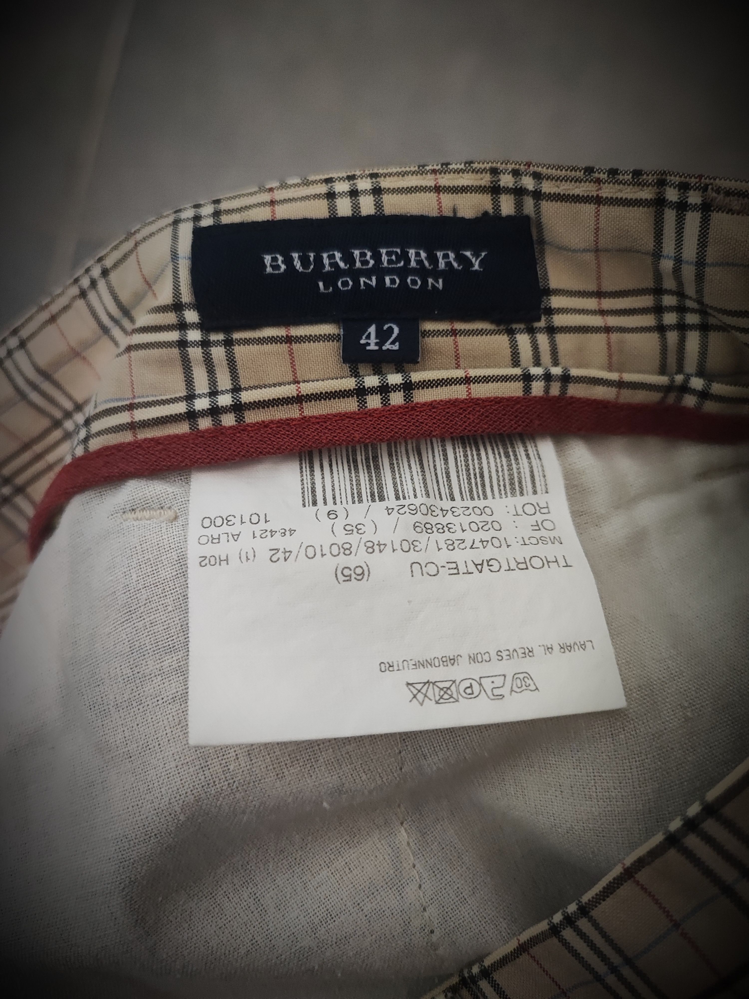 Burberry 🔥 Burberry Shorts extremely rare collection S 🔥 Size US 29 - 6 Thumbnail