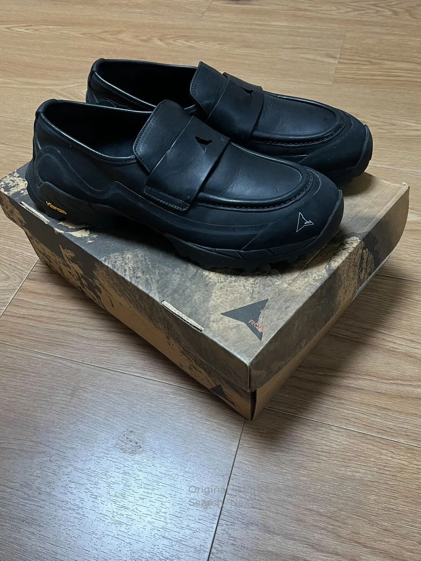 ROA ROA Black Low-Top Loafers for Hiking. Size US 10 / EU 43 - 3 Thumbnail