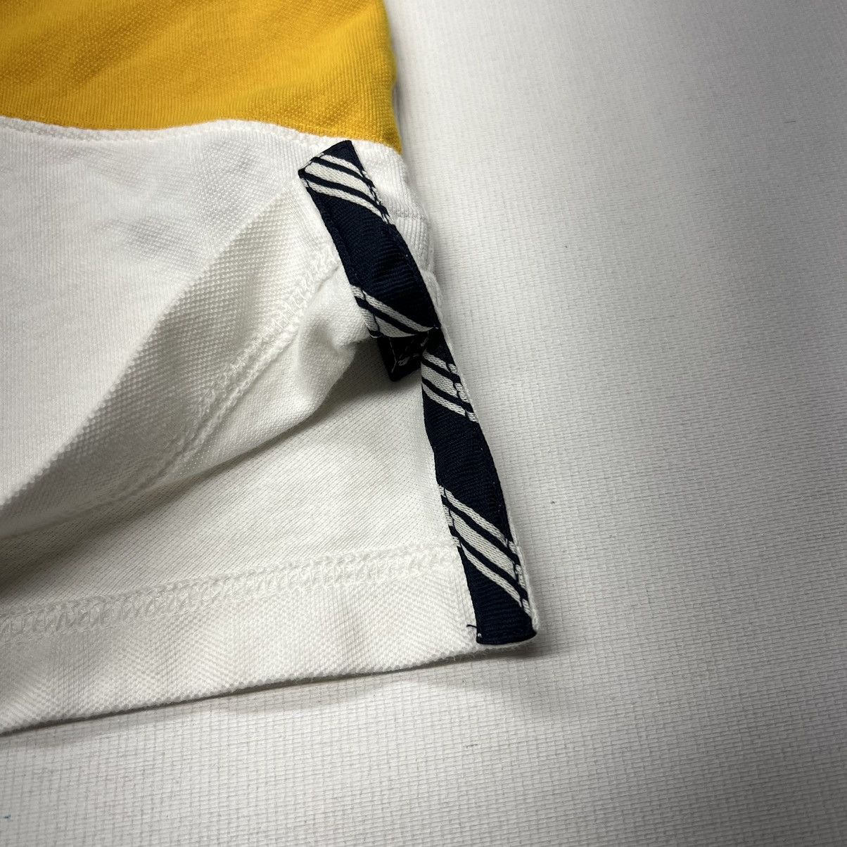 Tommy Hilfiger Tommy Hilfiger Polo Blue Yellow Custom Fit White Golf Flag Size US L / EU 52-54 / 3 - 6 Thumbnail