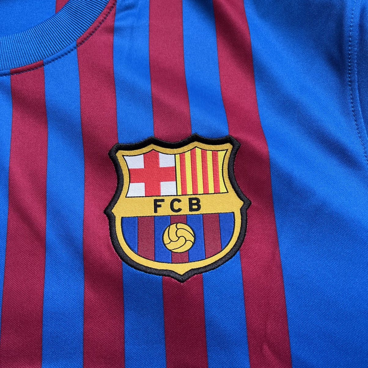 Nike Barcelona Home Jersey 2021/22 size L Size US L / EU 52-54 / 3 - 5 Thumbnail