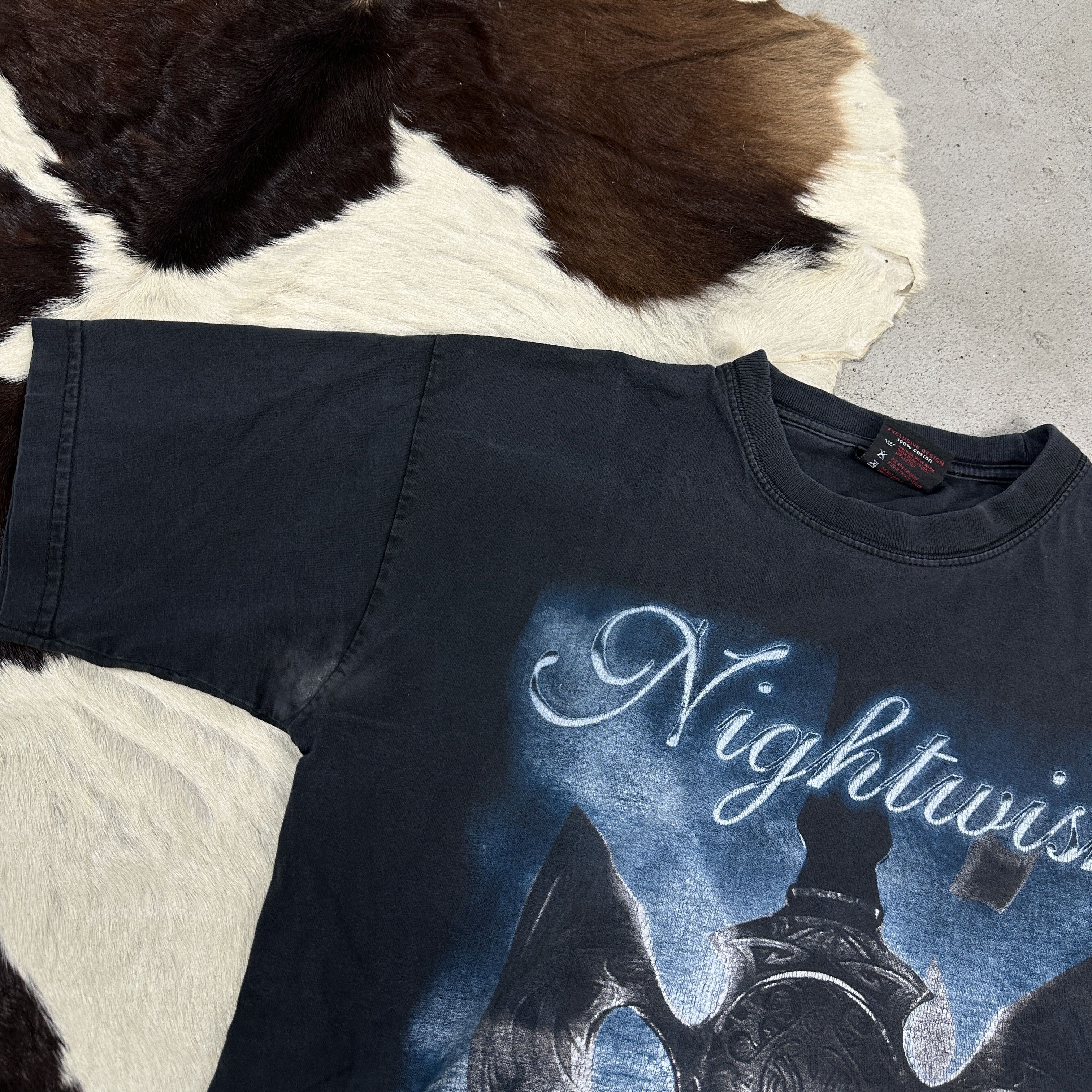Vintage Vintage Streetwear Oversize Printed Nightwish T-shirt 00s Size US M / EU 48-50 / 2 - 4 Thumbnail