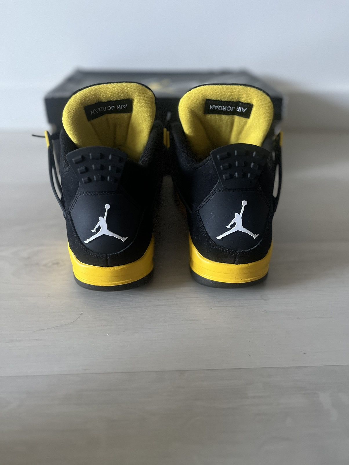 Jordan Brand Jordan 4 “Thunder” Size US 11.5 / EU 44-45 - 3 Thumbnail