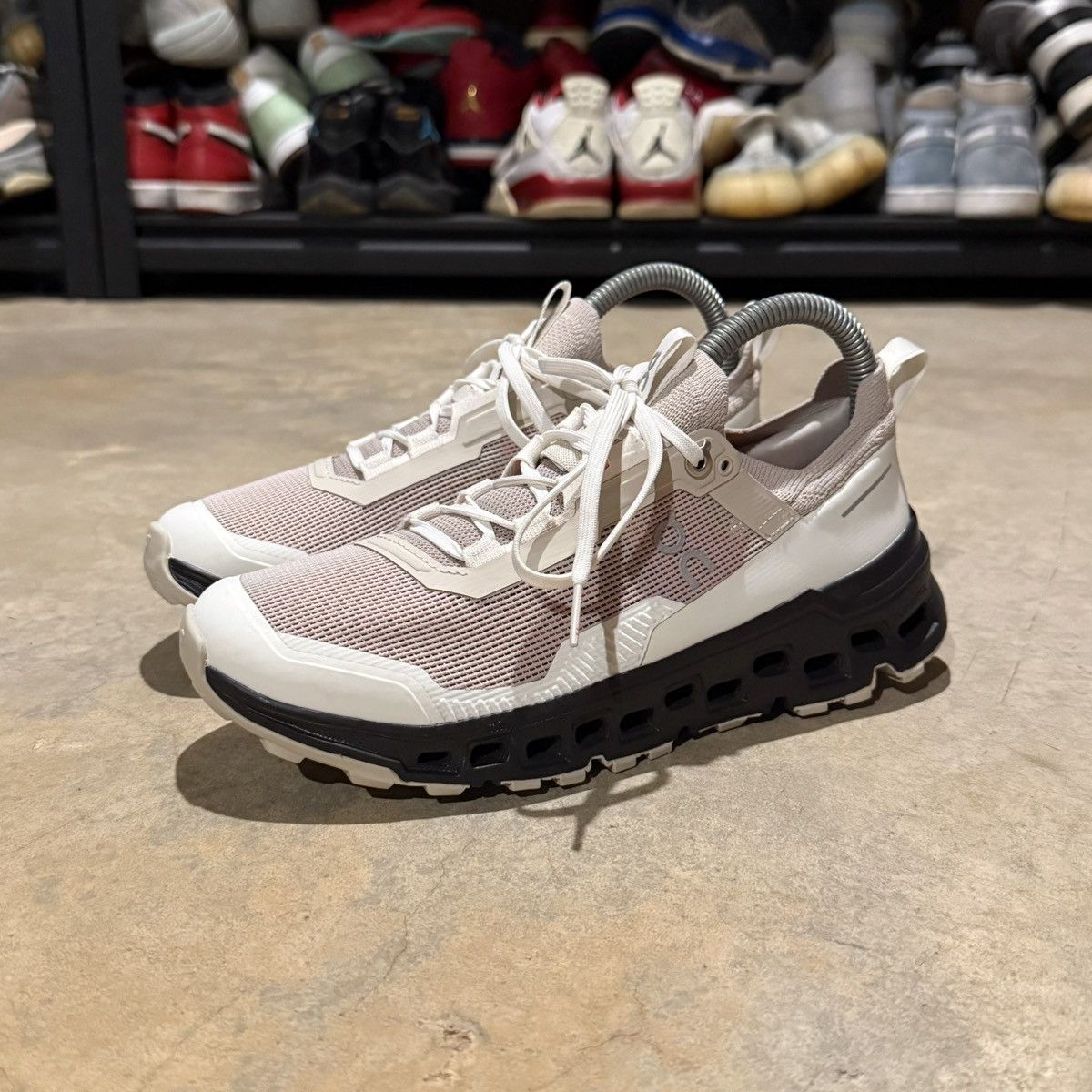 On On Running Cloudultra 2 Sand/Black US 7 Size US 7 / EU 40 - 2 Thumbnail