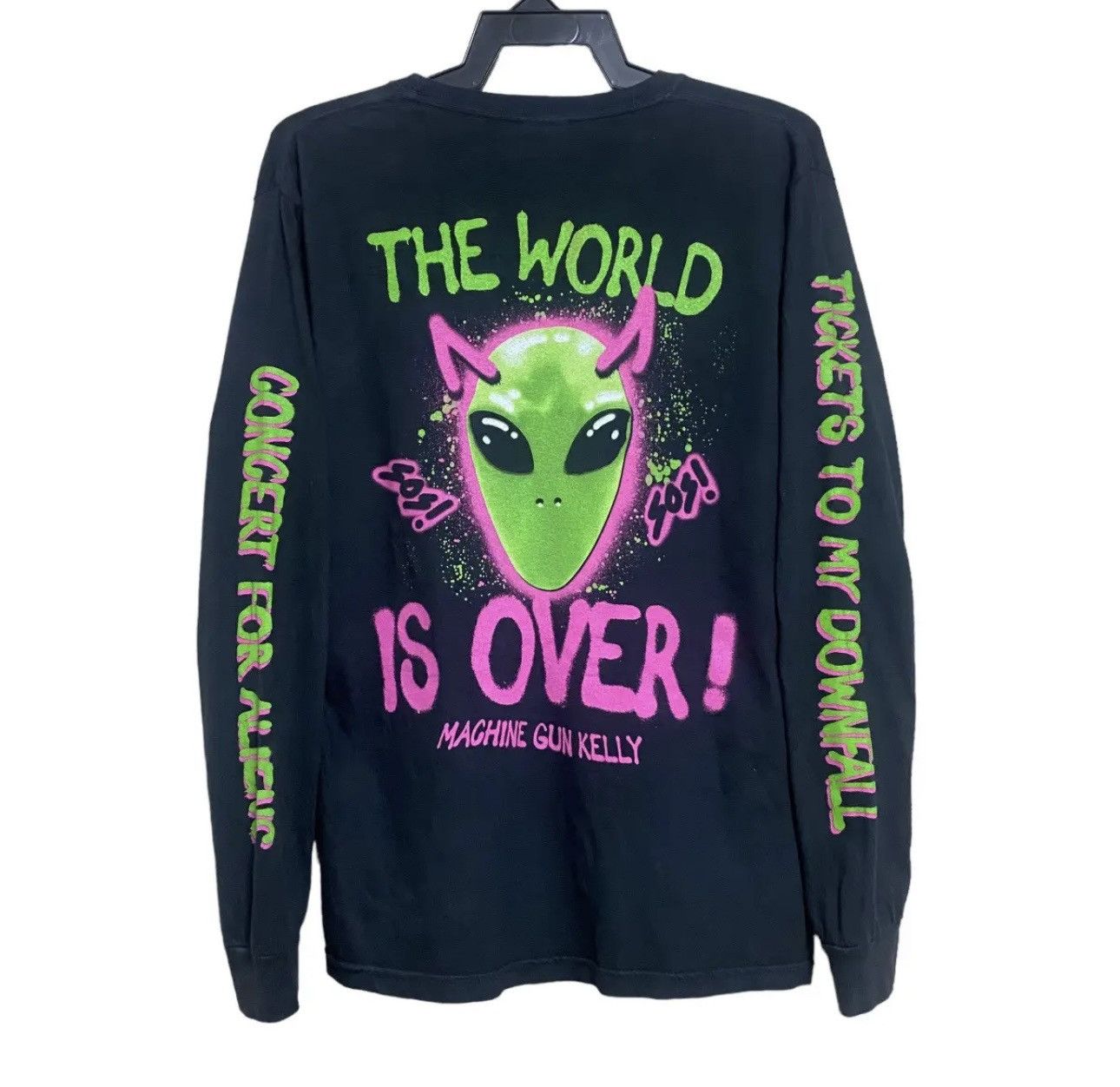 Band Tees MGK Machine Gun Kelly 'Concert For Aliens' Merch Size US XL / EU 56 / 4 - 1 Thumbnail