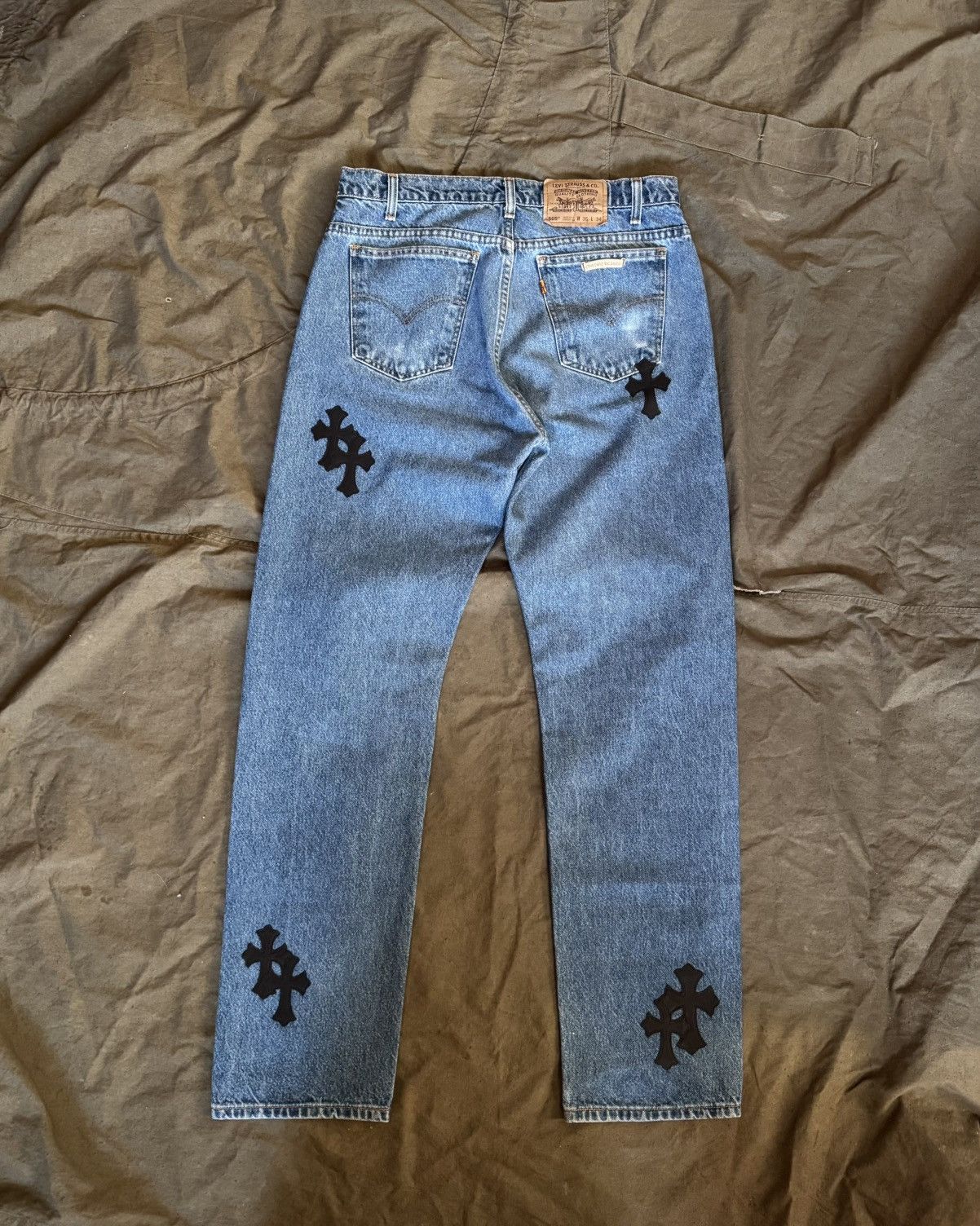 Chrome Hearts × Levi's Chrome Hearts Levi’s Cross Patch Jeans Size US 32 / EU 48 - 2 Thumbnail