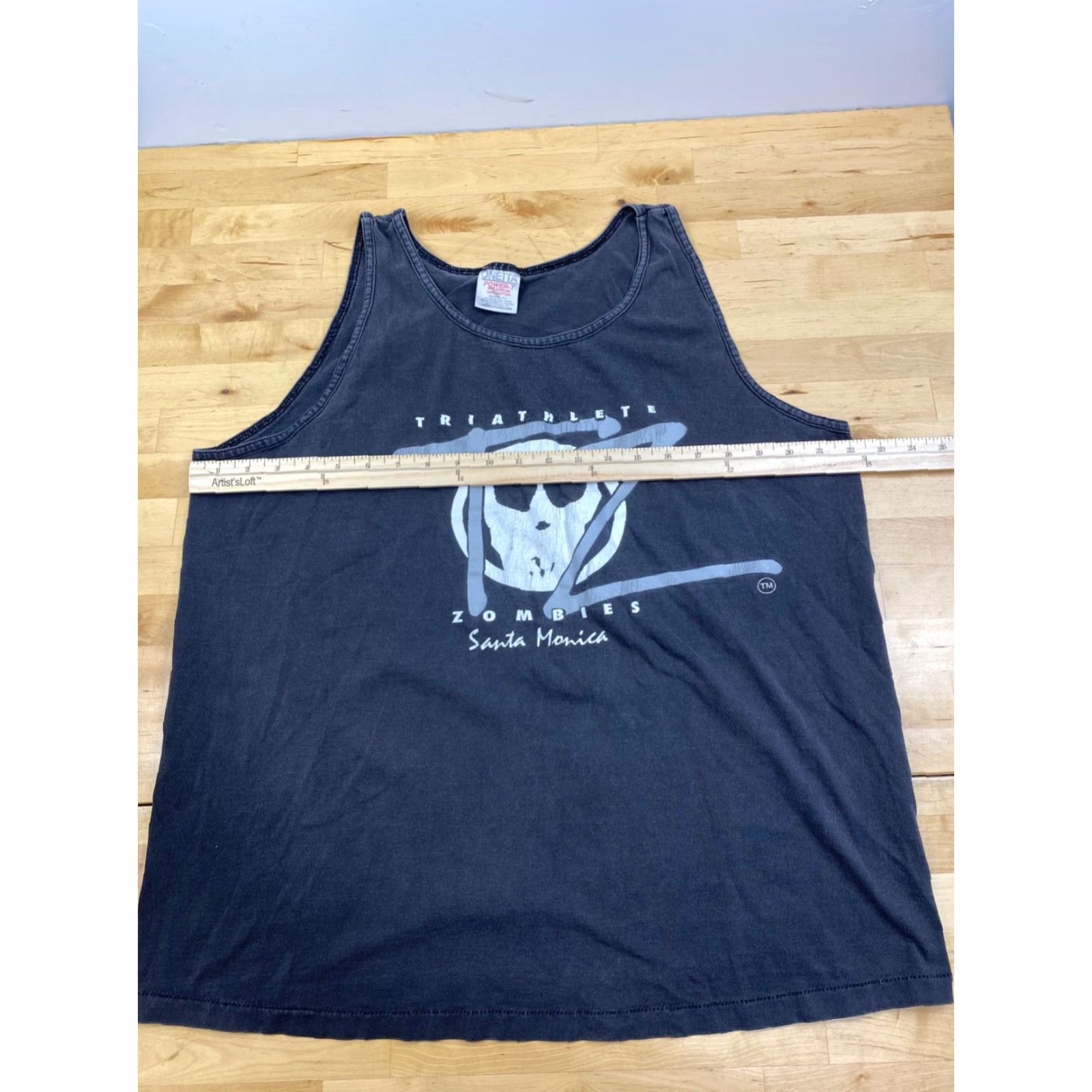 Vintage VINTAGE Tank Top Mens L Black Triatlete Zombies Santa Monica Made in USA 10132 Size US L / EU 52-54 / 3 - 4 Thumbnail
