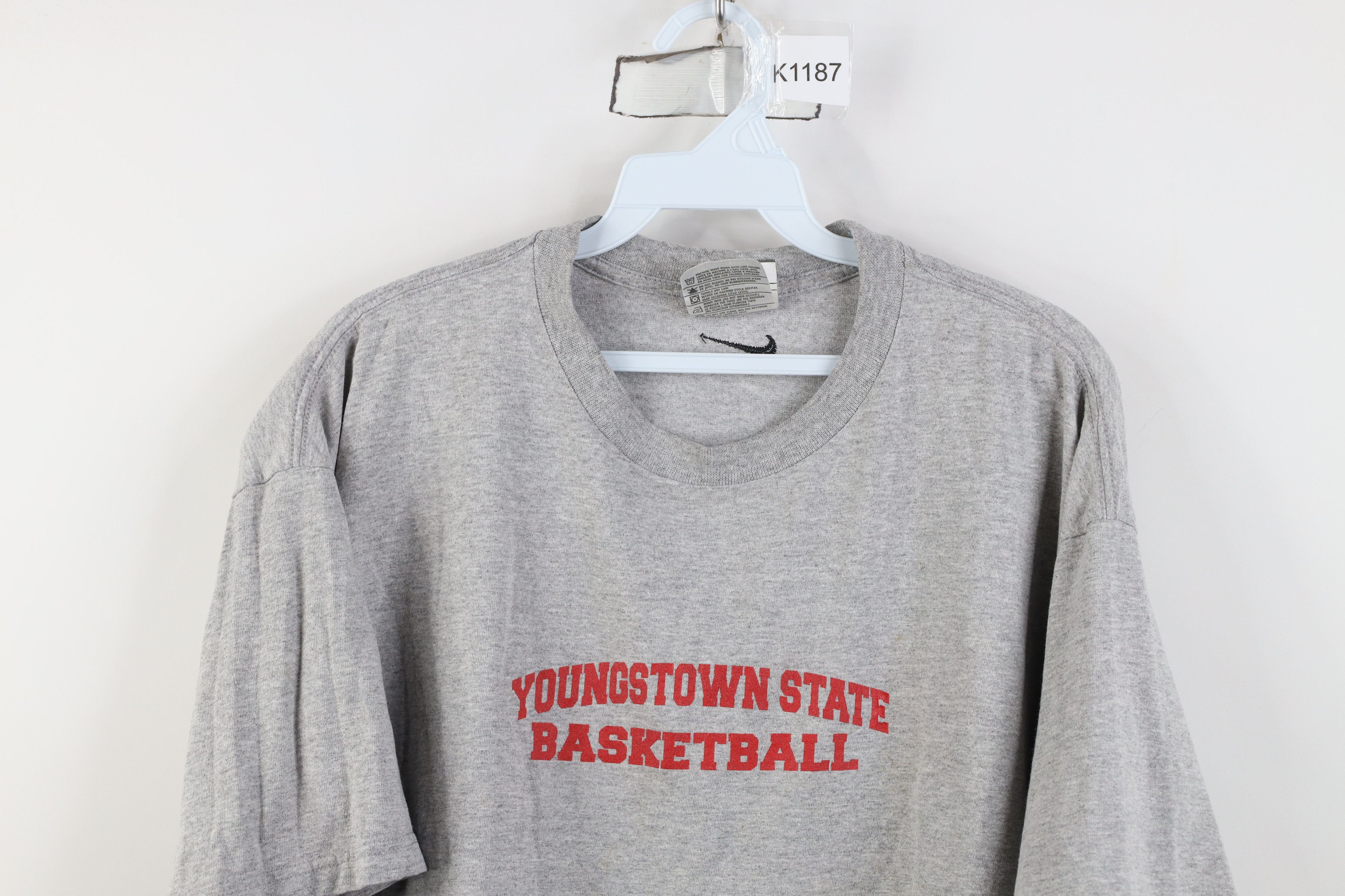 Nike Vintage Nike Mini Swoosh Youngstown State Basketball T-Shirt Size US L / EU 52-54 / 3 - 2 Thumbnail