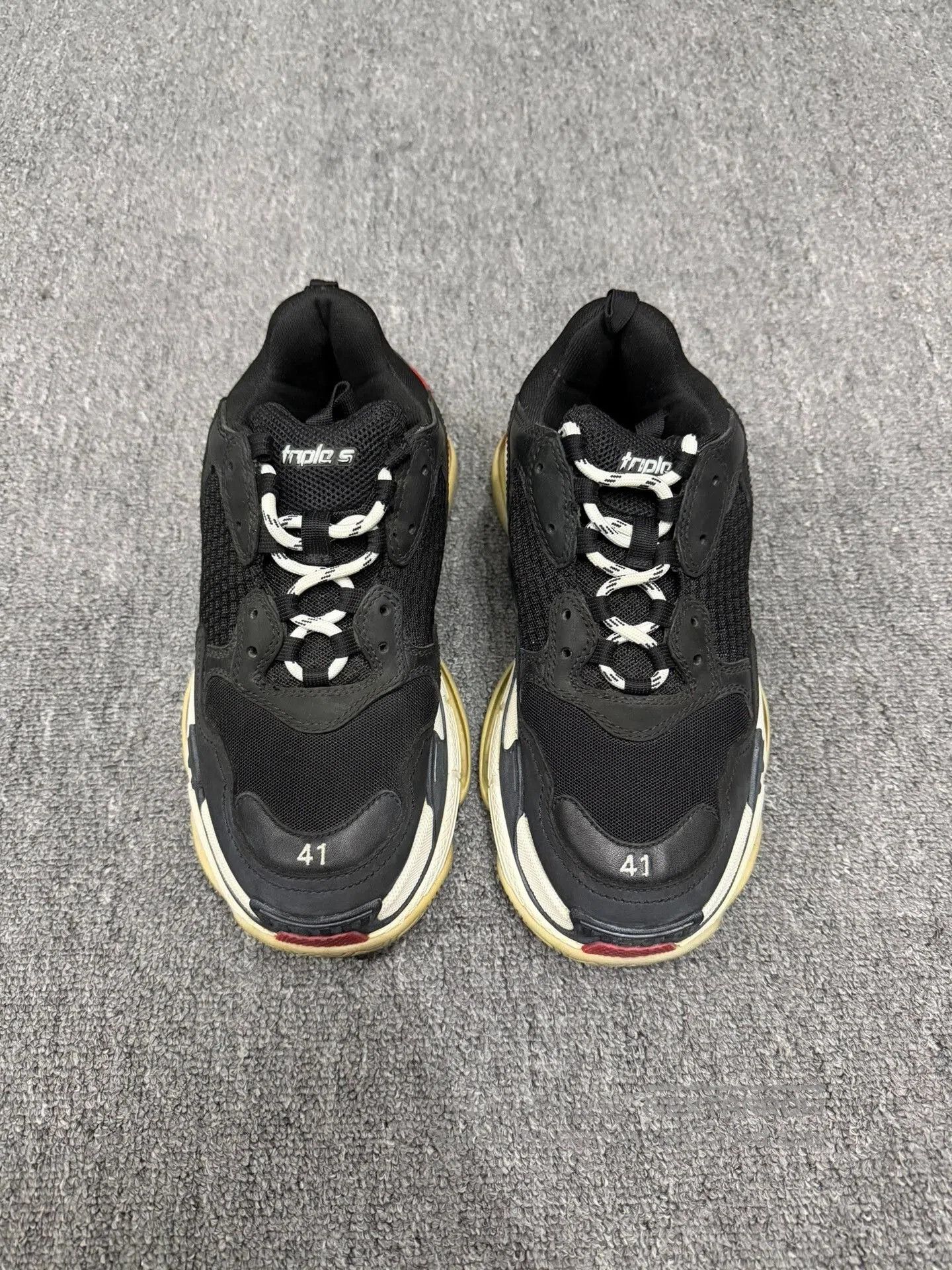 Balenciaga Balenciaga Triple S Black and Red Sneakers. Size US 8 / EU 41 - 2 Thumbnail