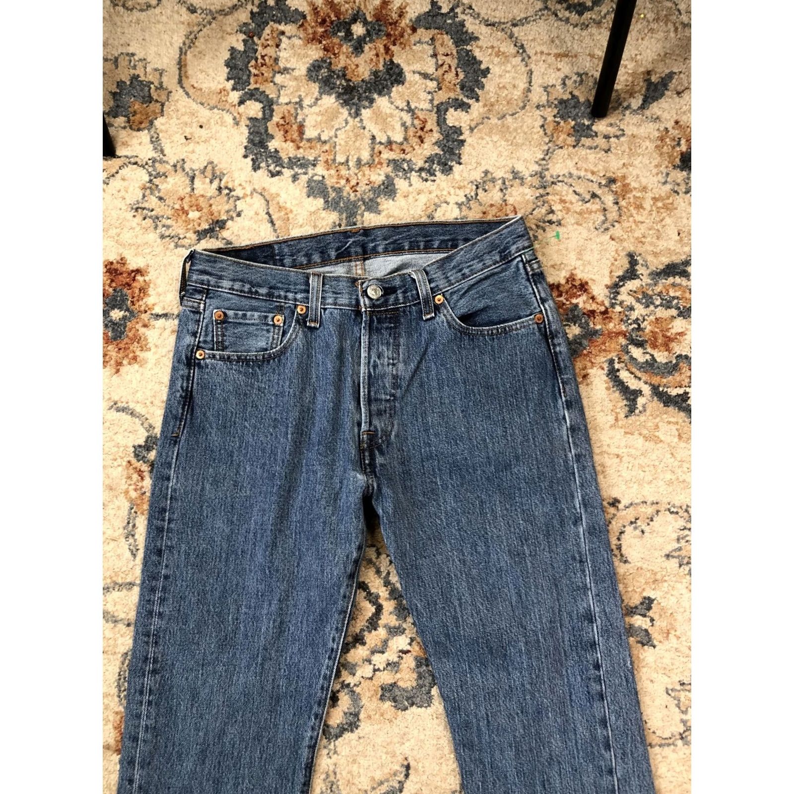 Levi's Levi's 501 Jeans Mens 30x32 Blue Medium Wash Straight Leg Button Fly Denim Pants Size US 30 / EU 46 - 2 Thumbnail