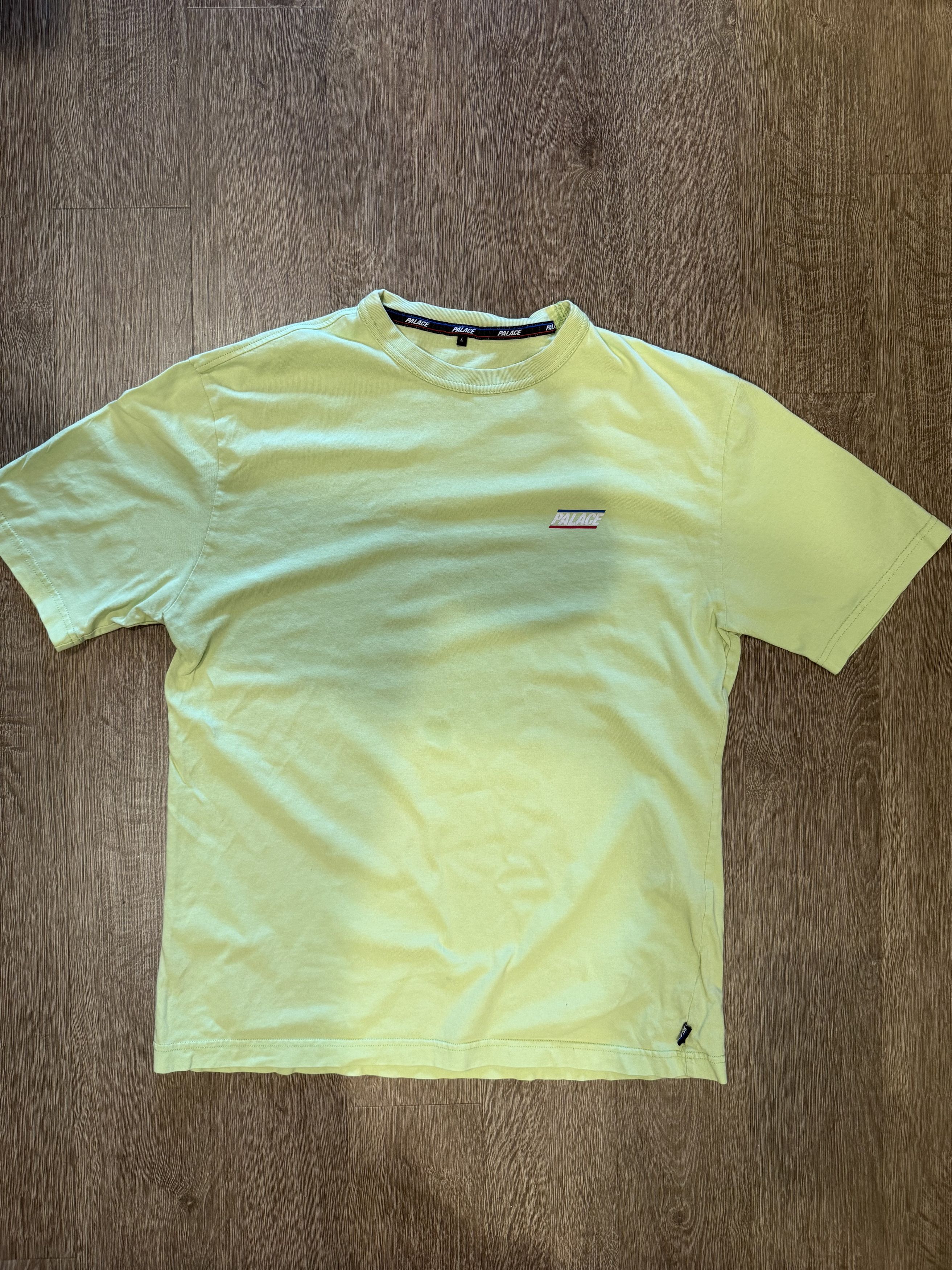 Palace Palace small logo Green Tee Size US L / EU 52-54 / 3 - 1 Thumbnail