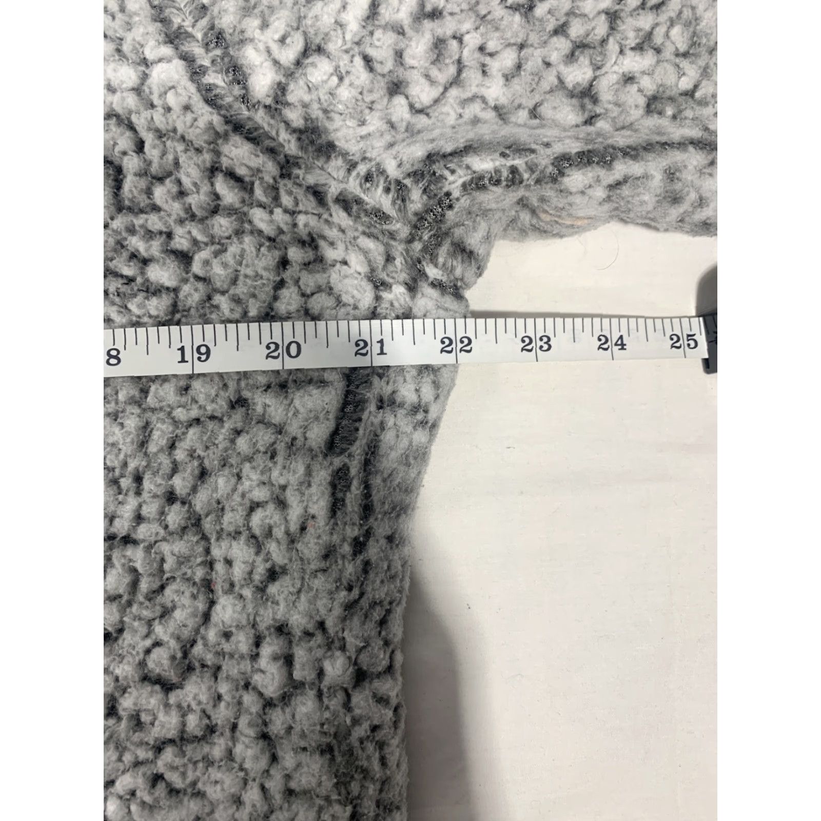 Weatherproof VINTAGE Weatherproof Women's Frosty Tipped Sherpa Pullover Size M Gray 1/4 Zip Sweater Regular Fit Fall Winter Womens Size M / US 6-8 / IT 42-44 - 4 Thumbnail