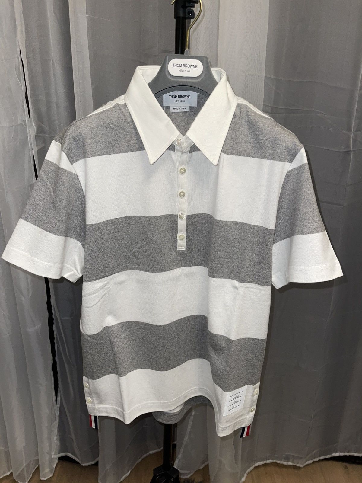 Thom Browne Thom Browne Short Sleeve Polo in Rugby Stipe with 4bar Size US M / EU 48-50 / 2 - 1 Thumbnail