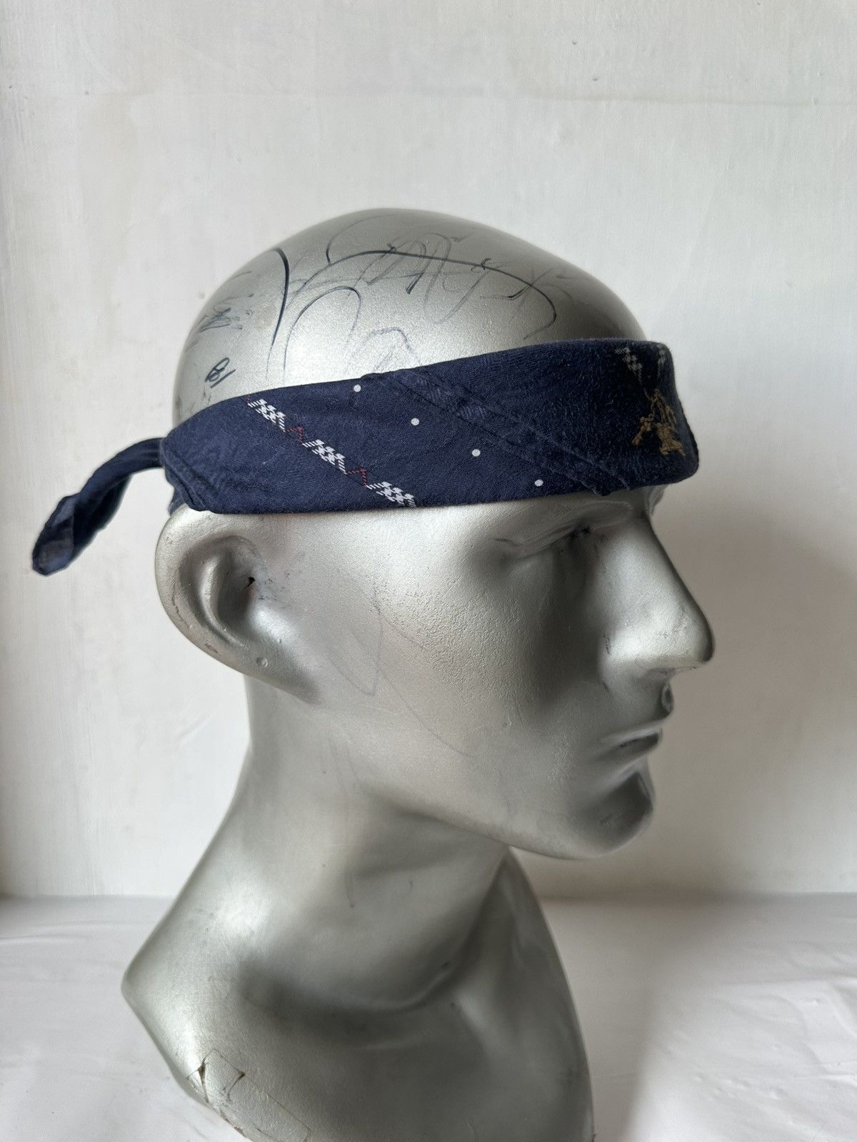 Vintage Vintage Burberry Handkerchief/ Neckerchief/ Bandana Size ONE SIZE - 11 Thumbnail