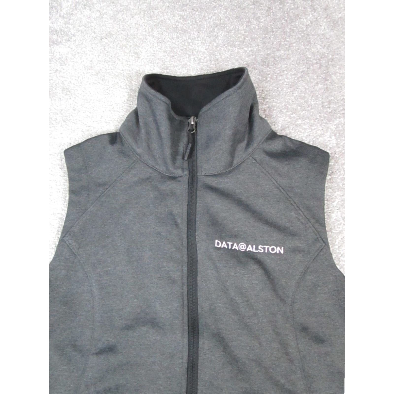 The North Face VINTAGE The North Face Ridgeline Ss Vest Mens Small Gray Hiking Full Zip New Logo Size US S / EU 44-46 / 1 - 2 Thumbnail