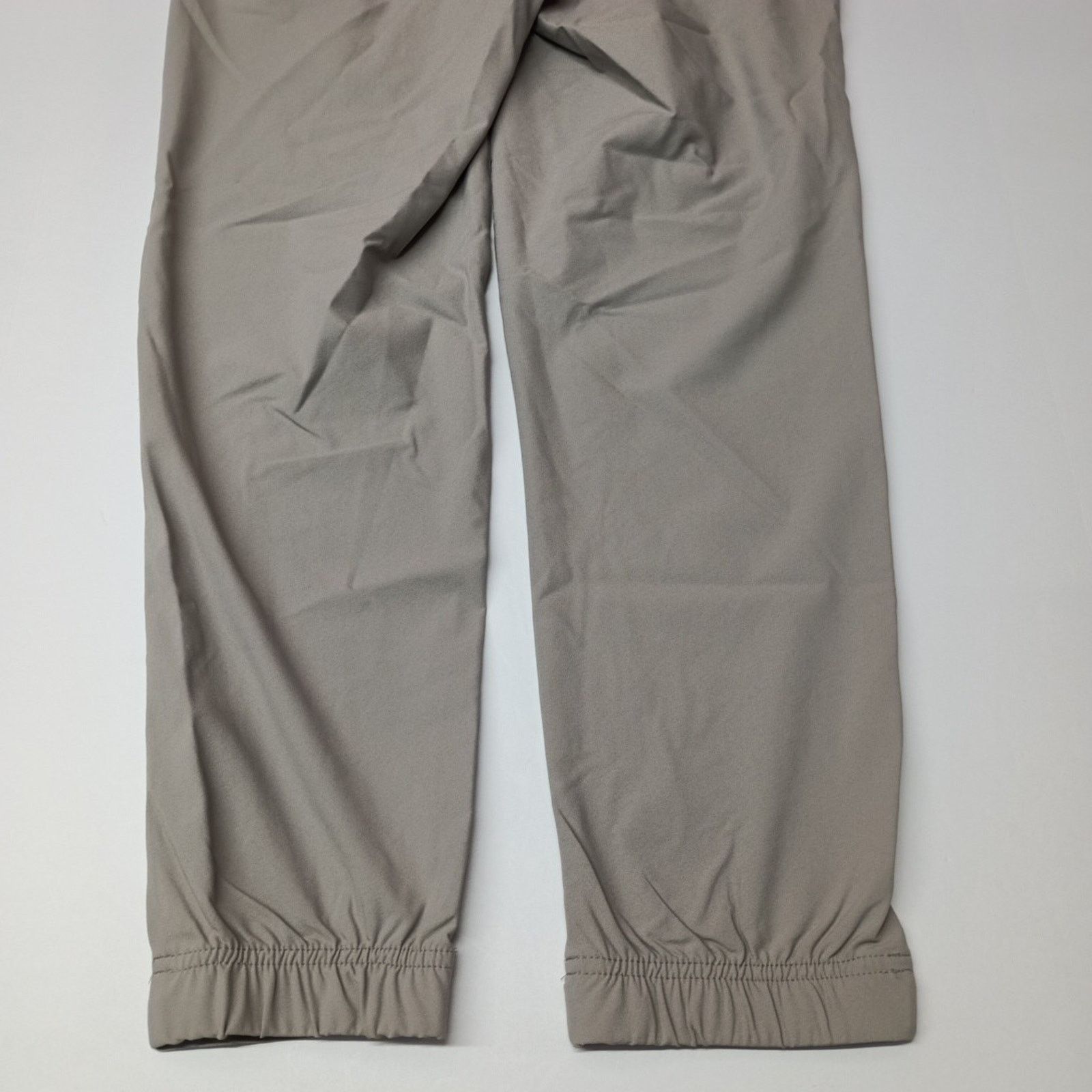 Other Birdie Bound Performance Golf Joggers Men's M Gray Stretch Size US 31 - 11 Thumbnail