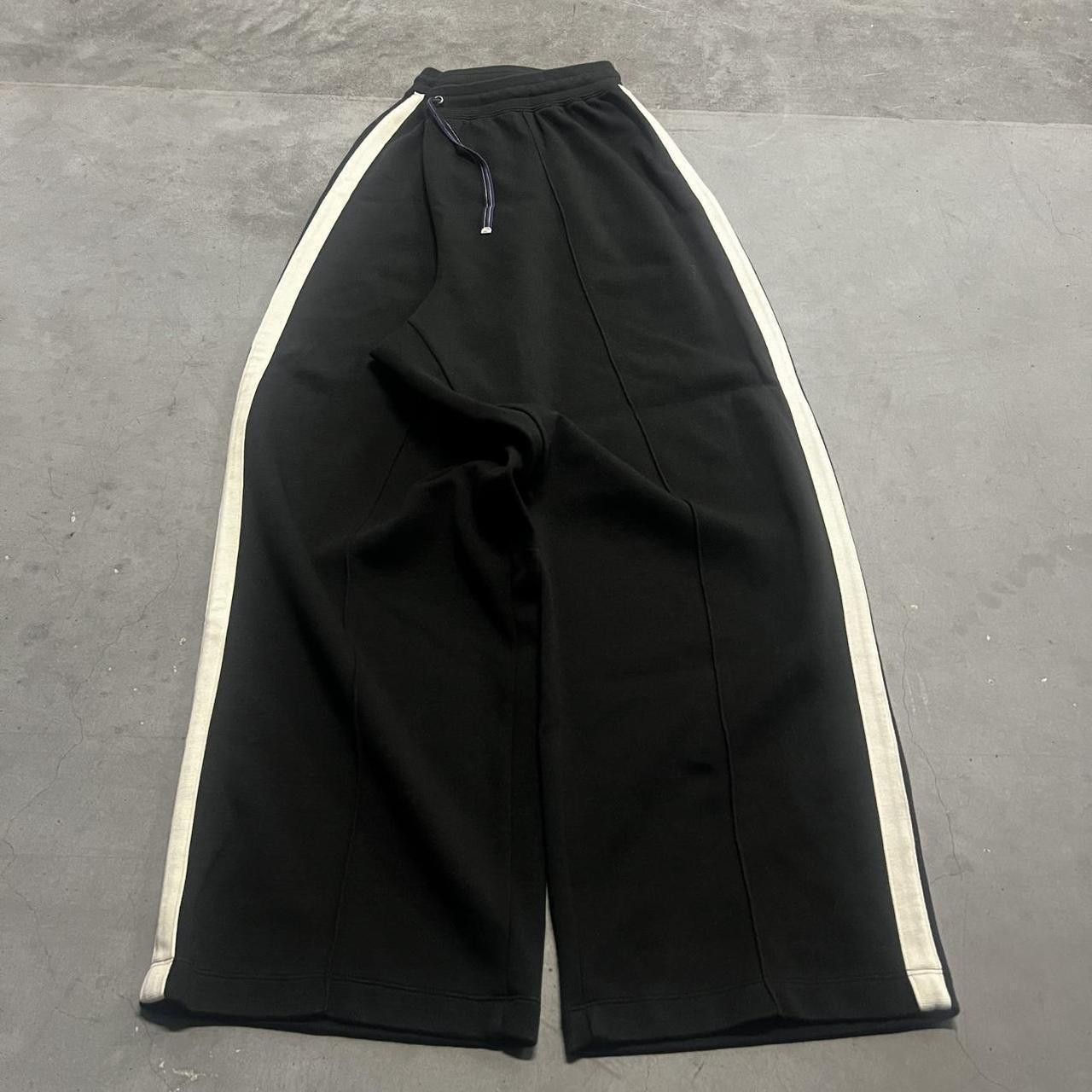 Vintage Crazy Vintage Y2K/2000s Baggy Black Striped Sweatpants with adjustable waistband! Size US 36 / EU 52 - 3 Thumbnail